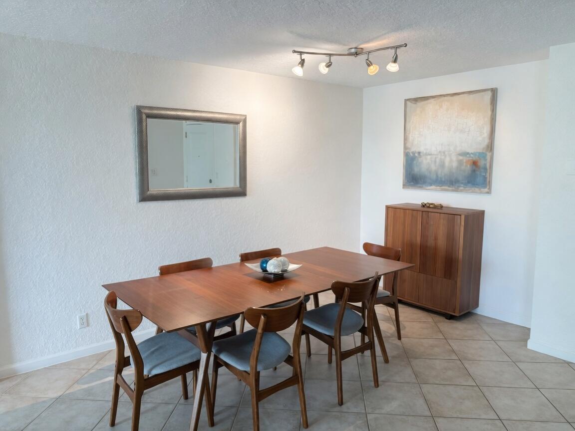 BOCA VIEW CONDO - Residential Lease