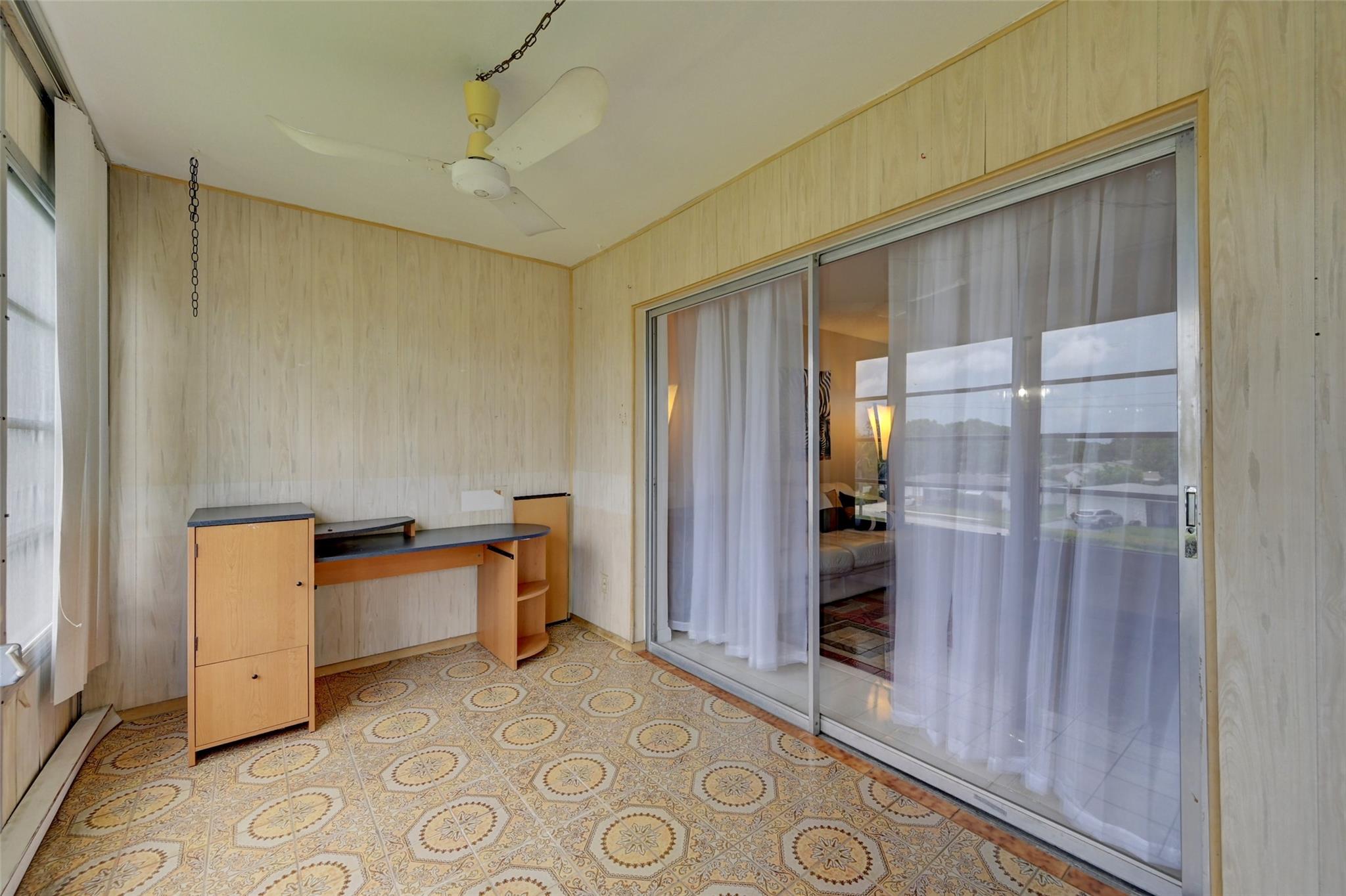 Oriole Golf & Tennis Club - Residential