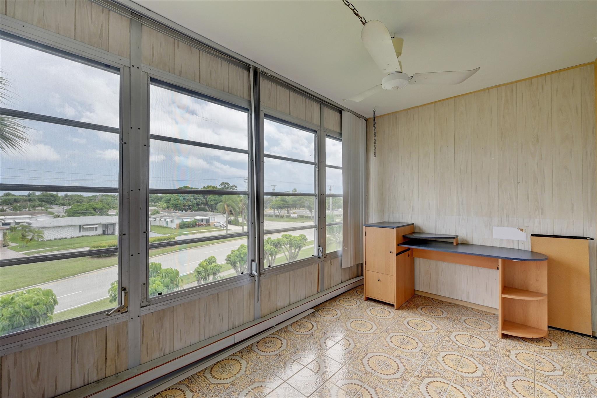 Oriole Golf & Tennis Club - Residential