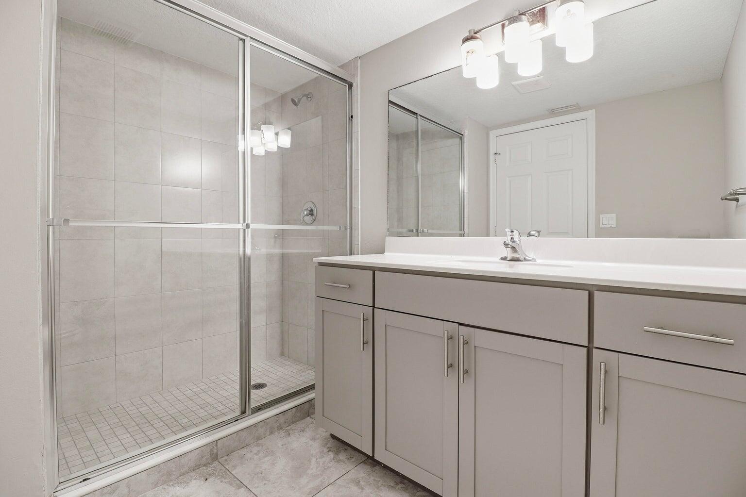 METES AND BOUNDS - Residential Lease