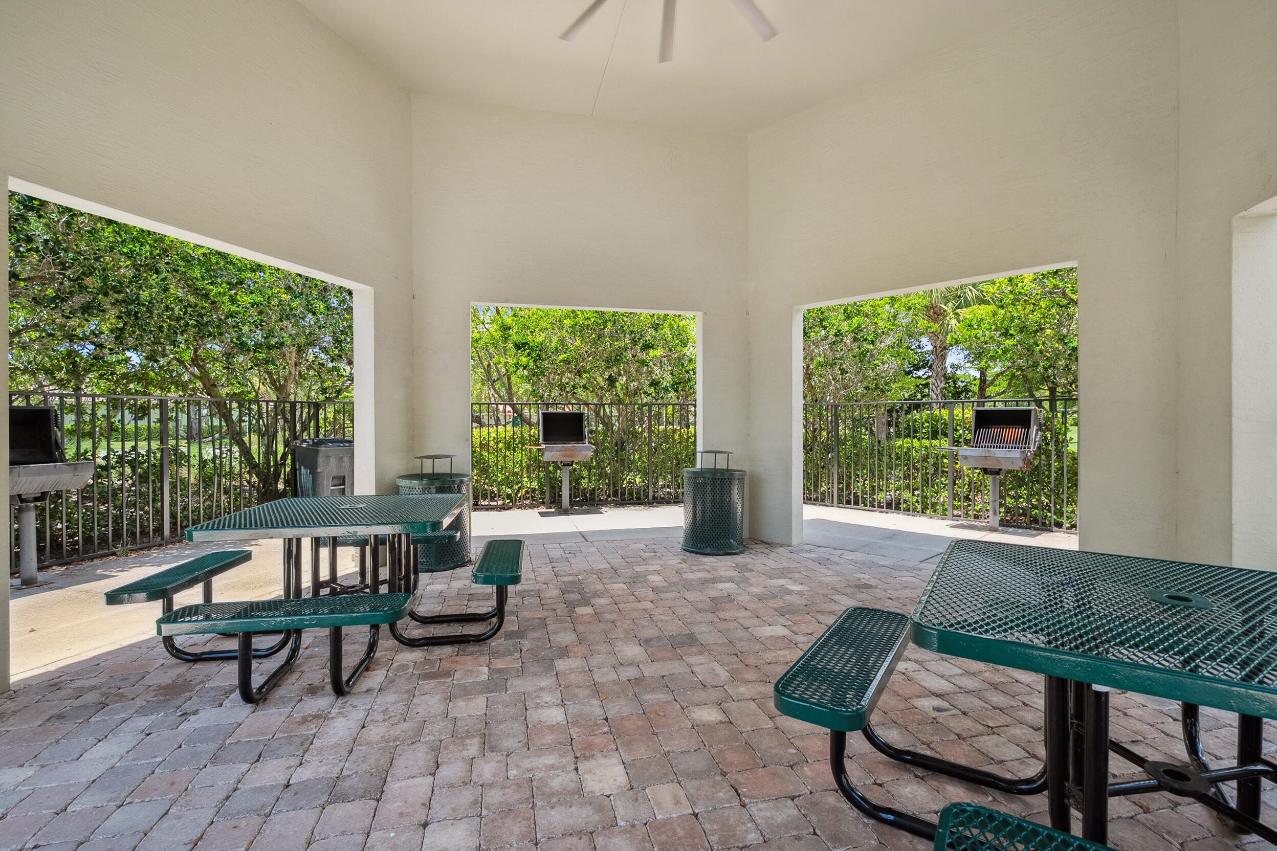 Vizcaya Falls - Residential