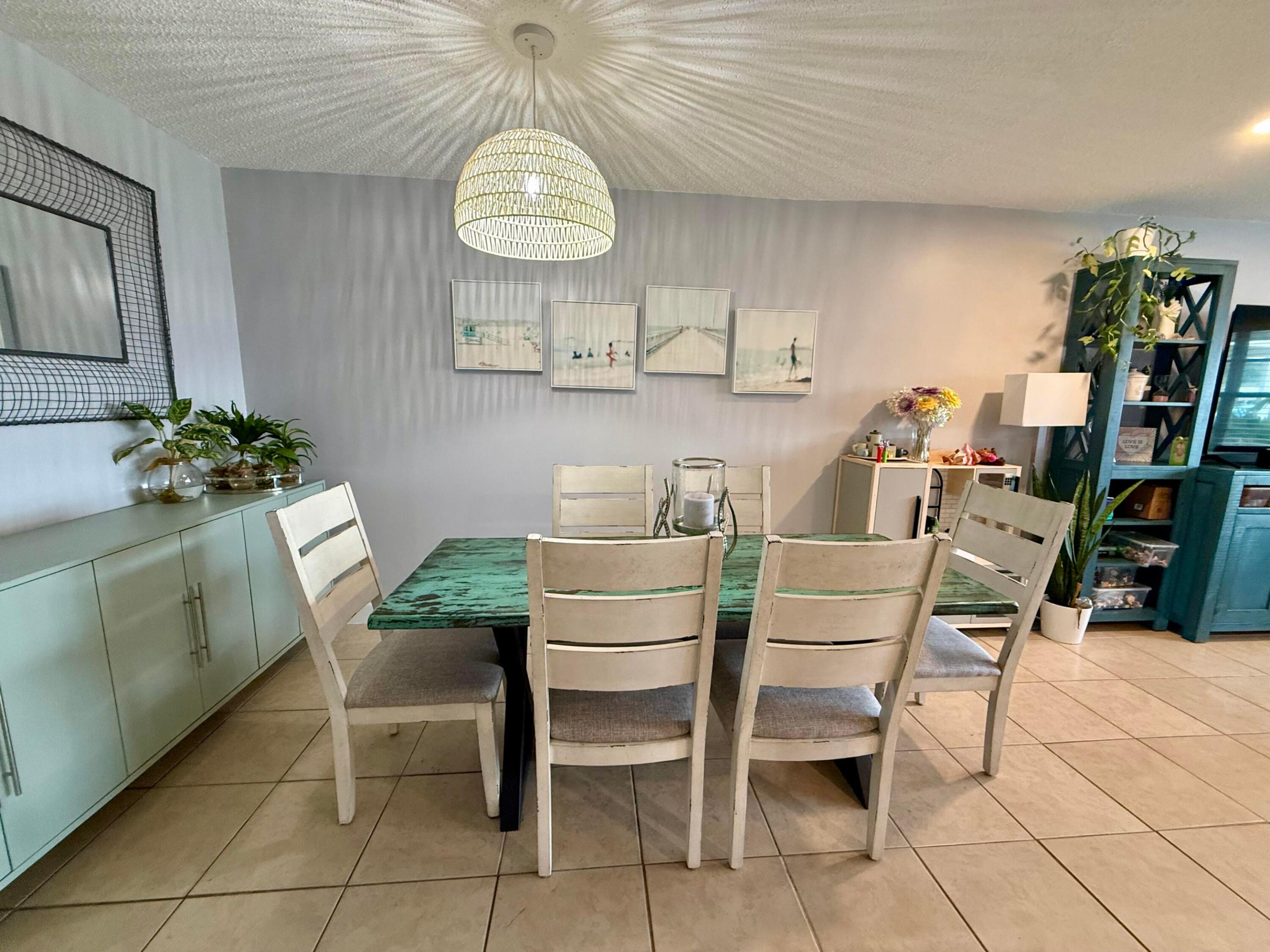 PORT SALERNO VILLAGE - Residential Income