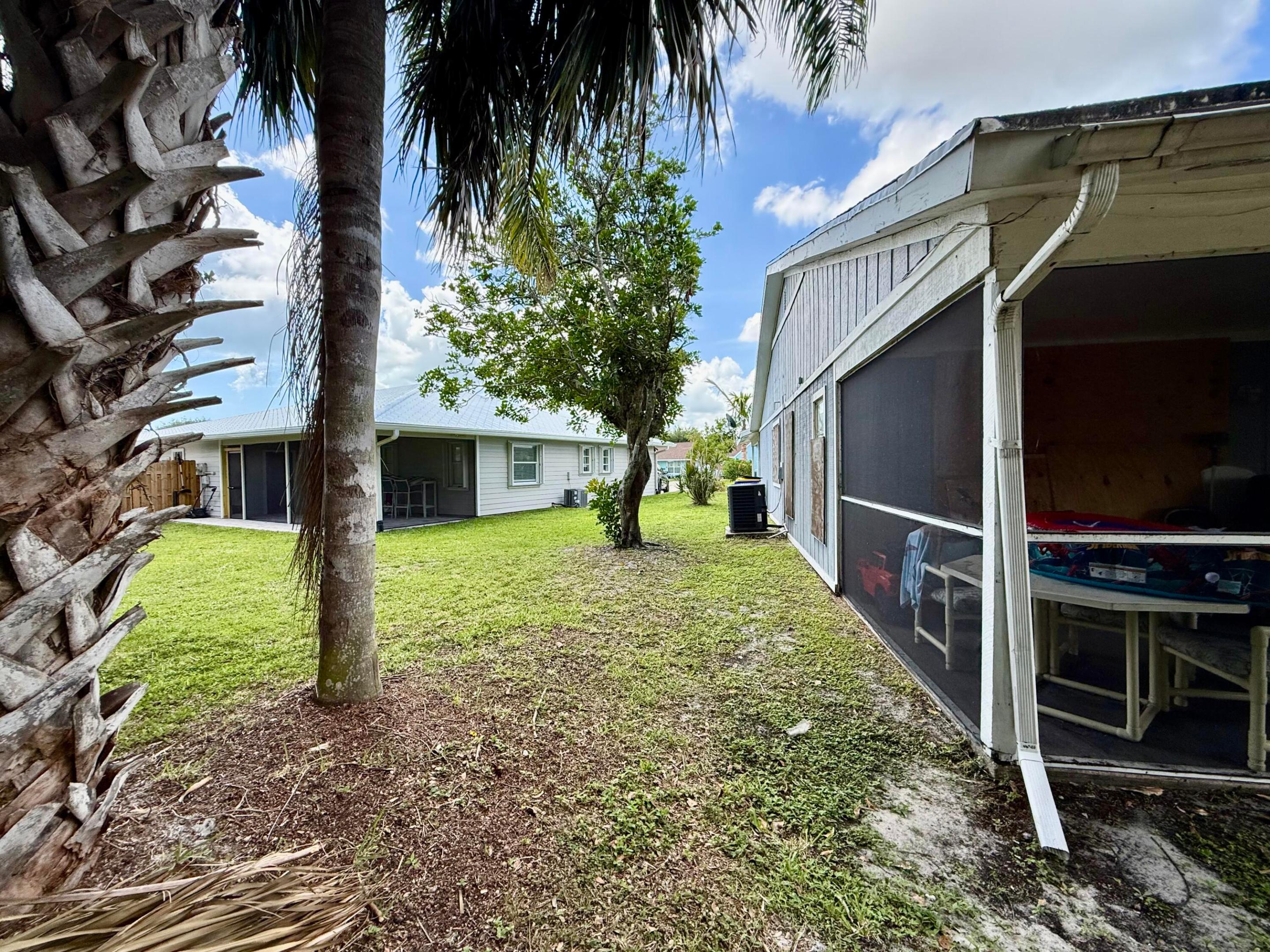 PORT SALERNO VILLAGE - Residential Income