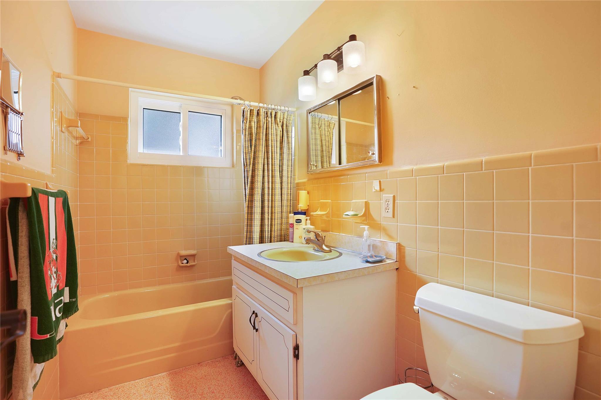 Coconut Creek 11th Sec 74 - Residential