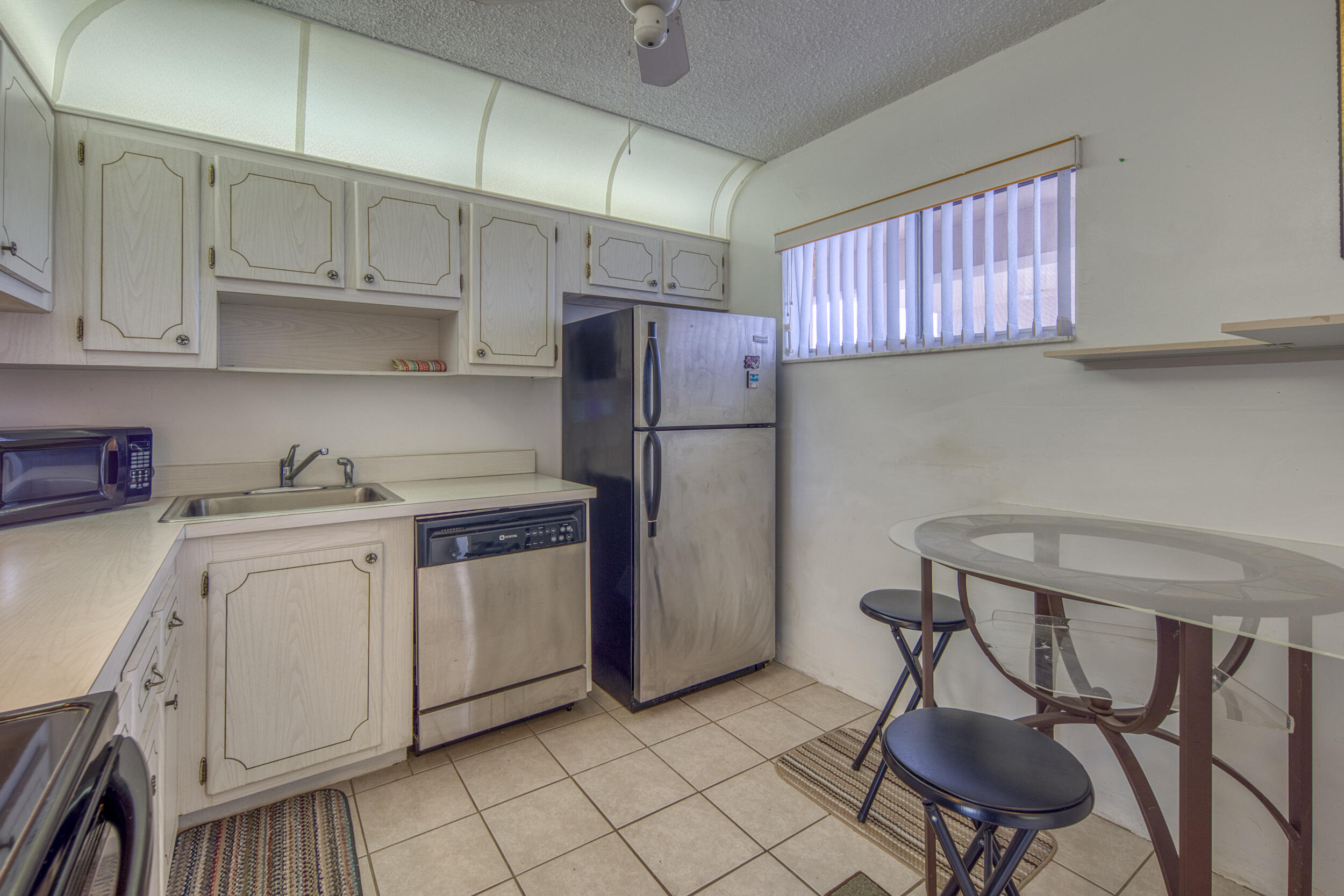 LAKE CLARKE GARDENS CONDO 16 - Residential