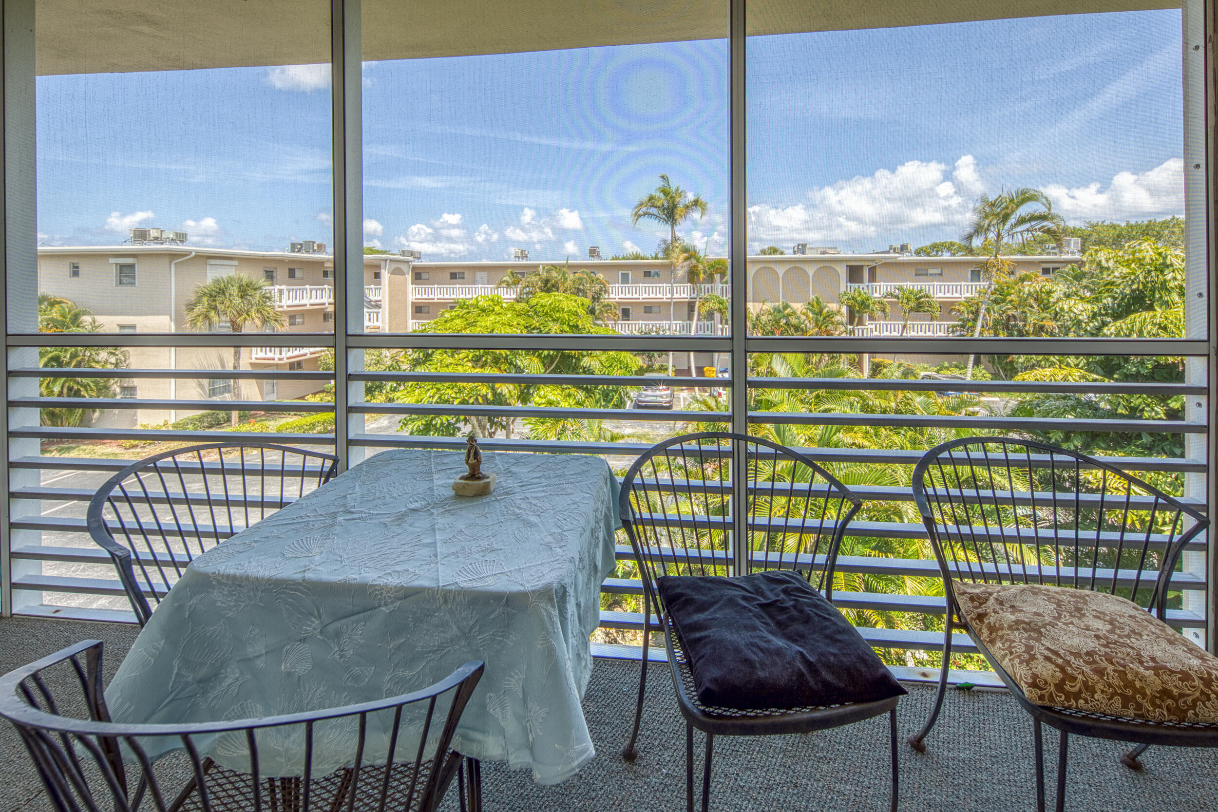 LAKE CLARKE GARDENS CONDO 16 - Residential