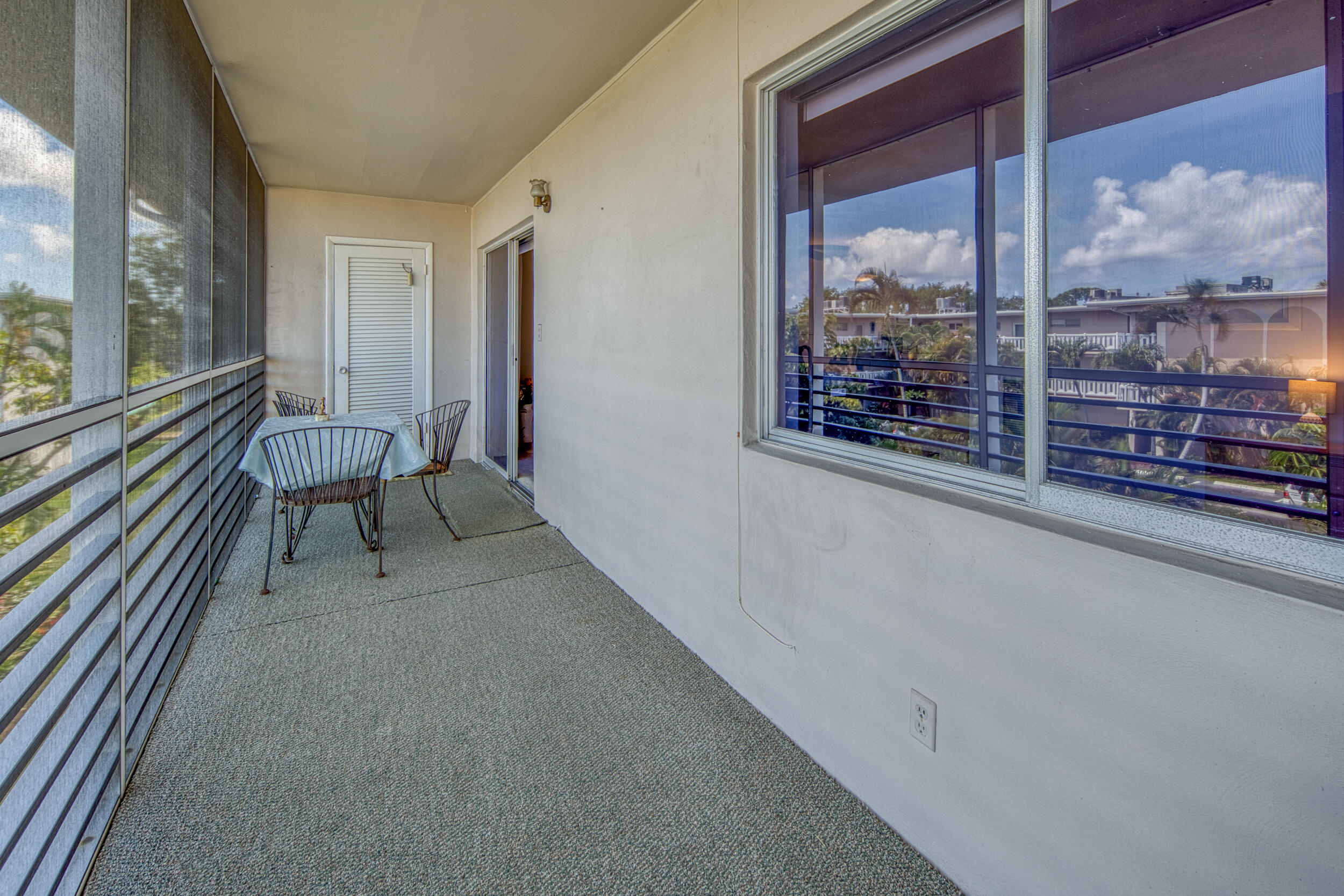 LAKE CLARKE GARDENS CONDO 16 - Residential