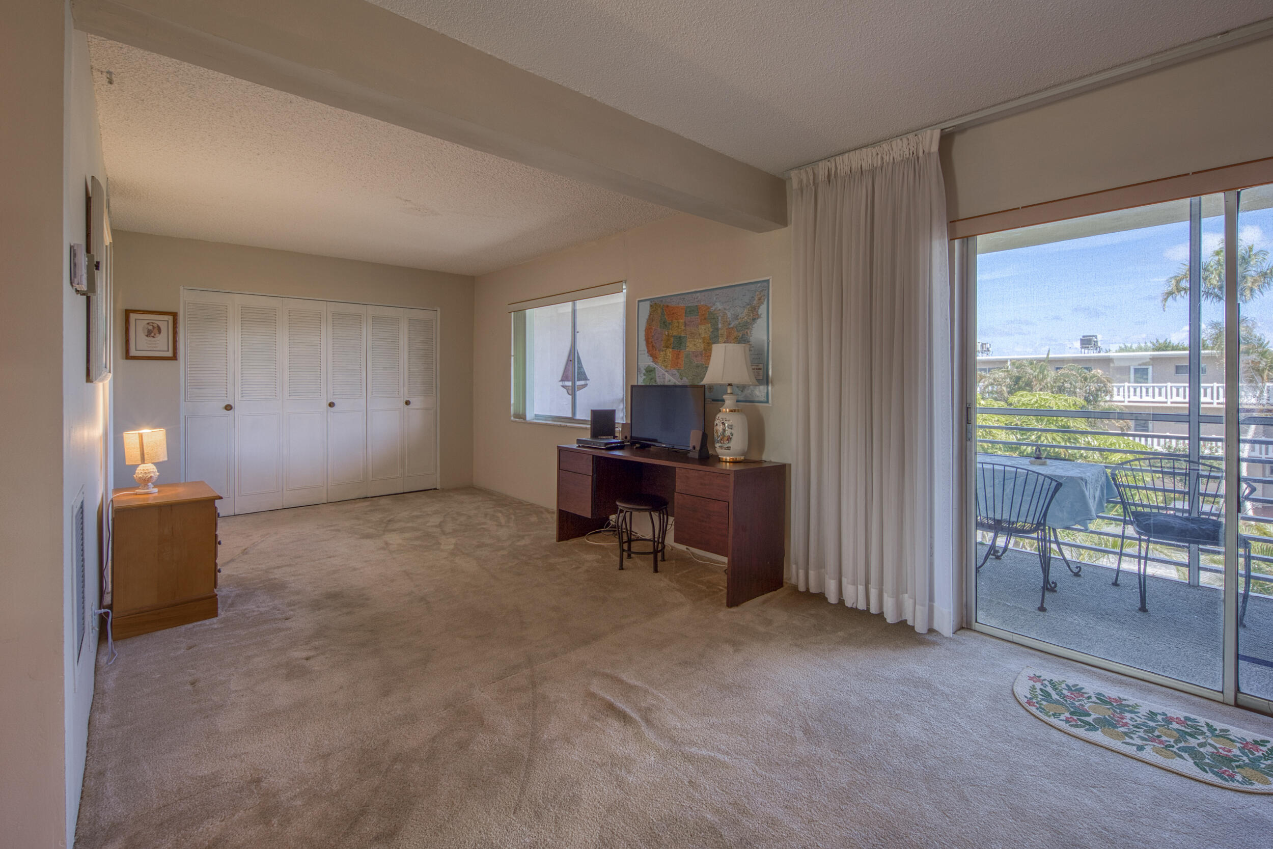 LAKE CLARKE GARDENS CONDO 16 - Residential