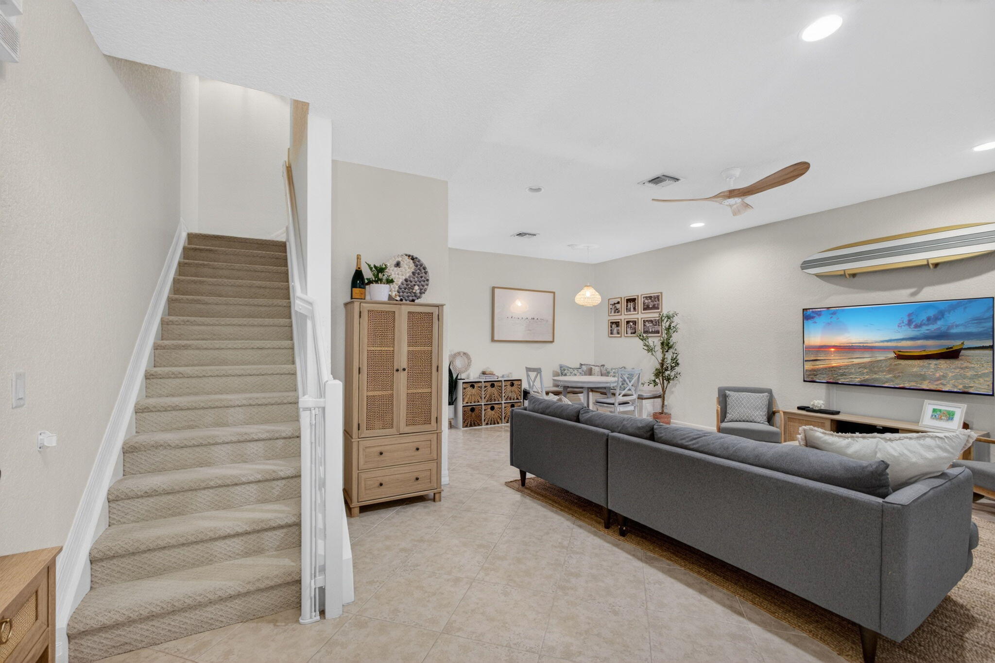 CANTERBURY PLACE - Residential