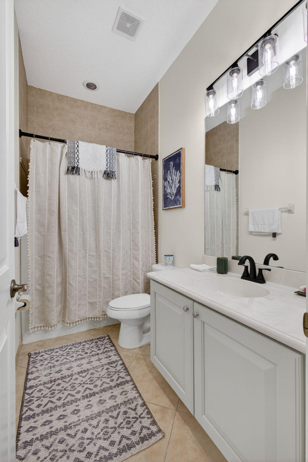 CANTERBURY PLACE - Residential