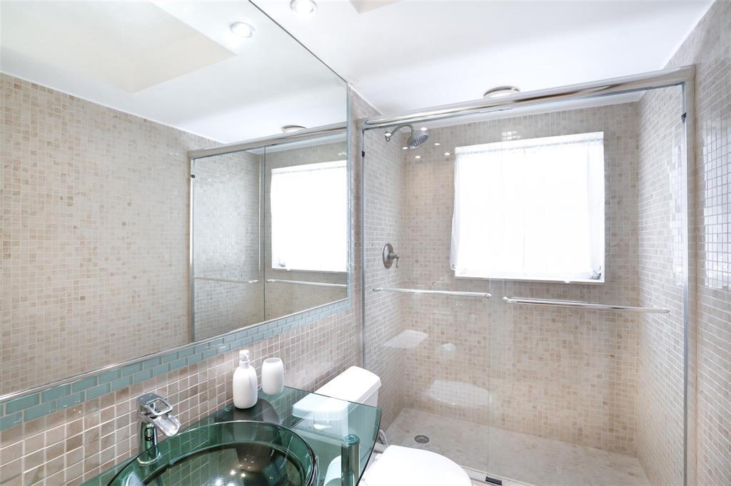 NO 22 PALM-AIRE COUNTRY CLUB - Residential Lease