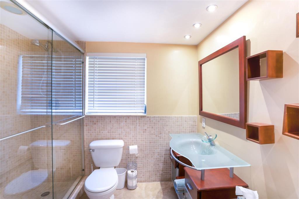 NO 22 PALM-AIRE COUNTRY CLUB - Residential Lease
