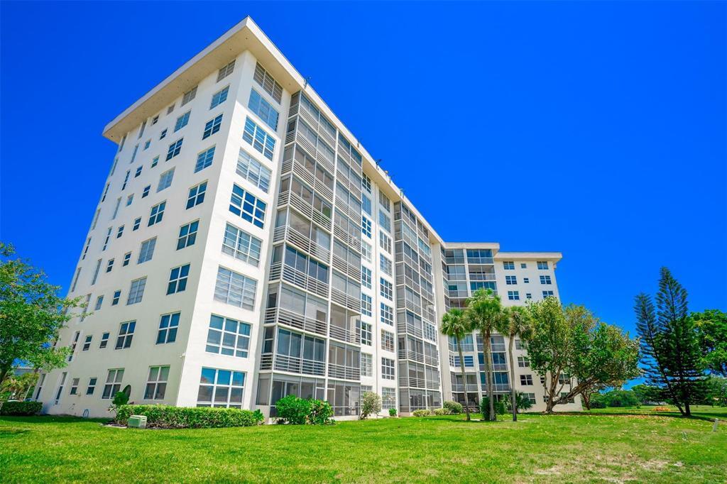 NO 22 PALM-AIRE COUNTRY CLUB - Residential Lease
