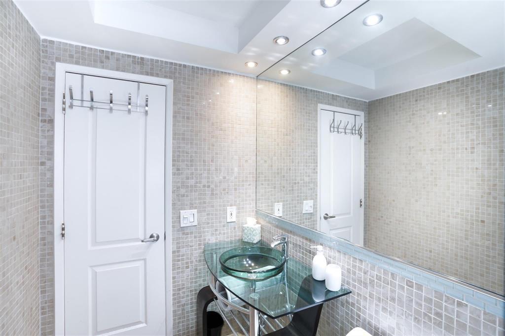 NO 22 PALM-AIRE COUNTRY CLUB - Residential Lease