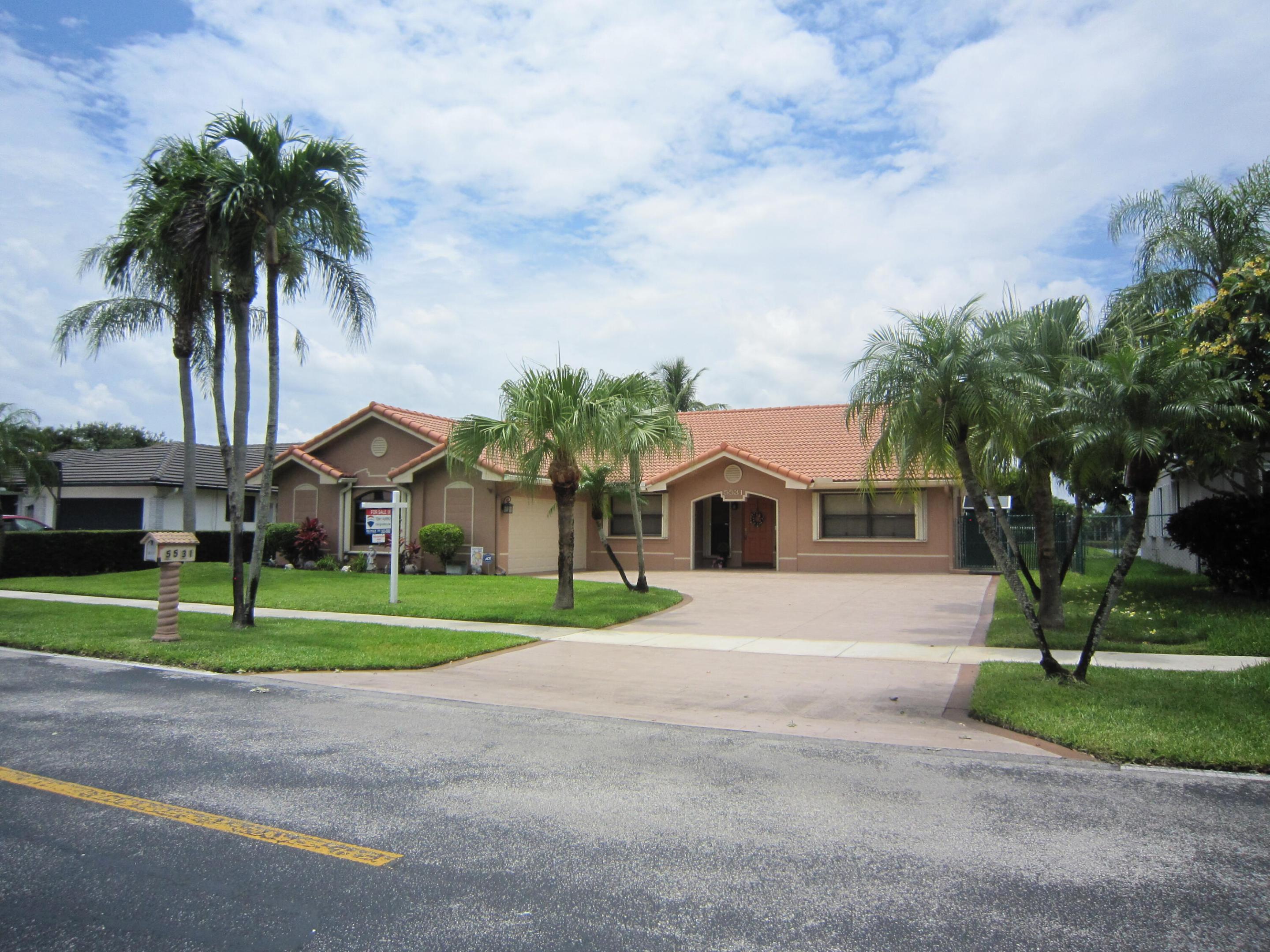 HAWKES BLUFF - Residential