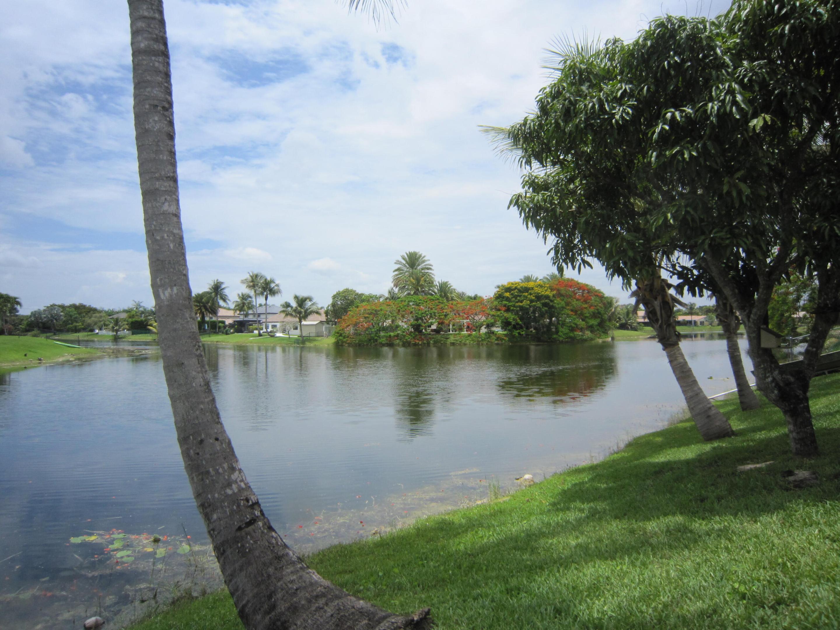 HAWKES BLUFF - Residential