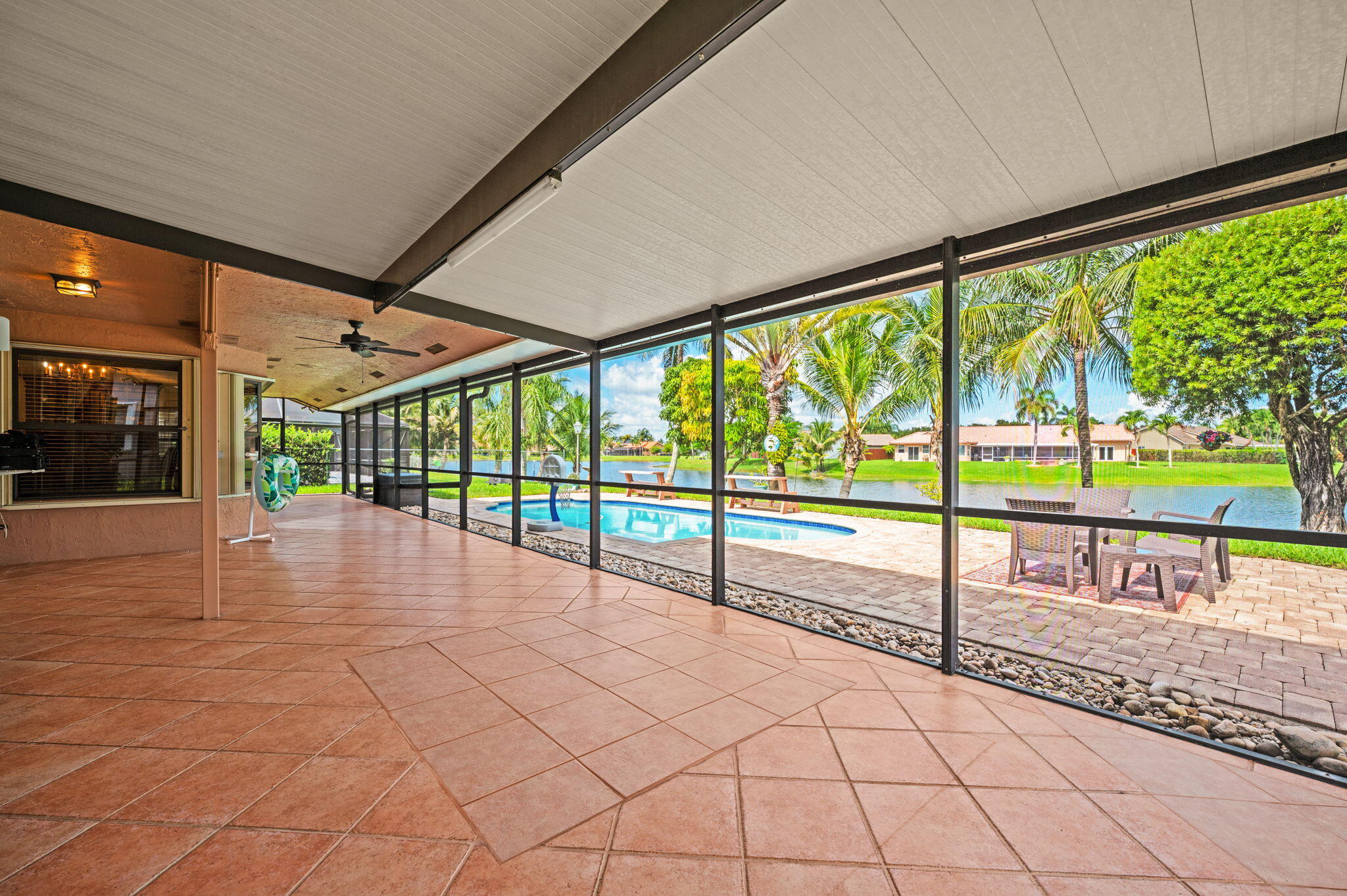 HAWKES BLUFF - Residential