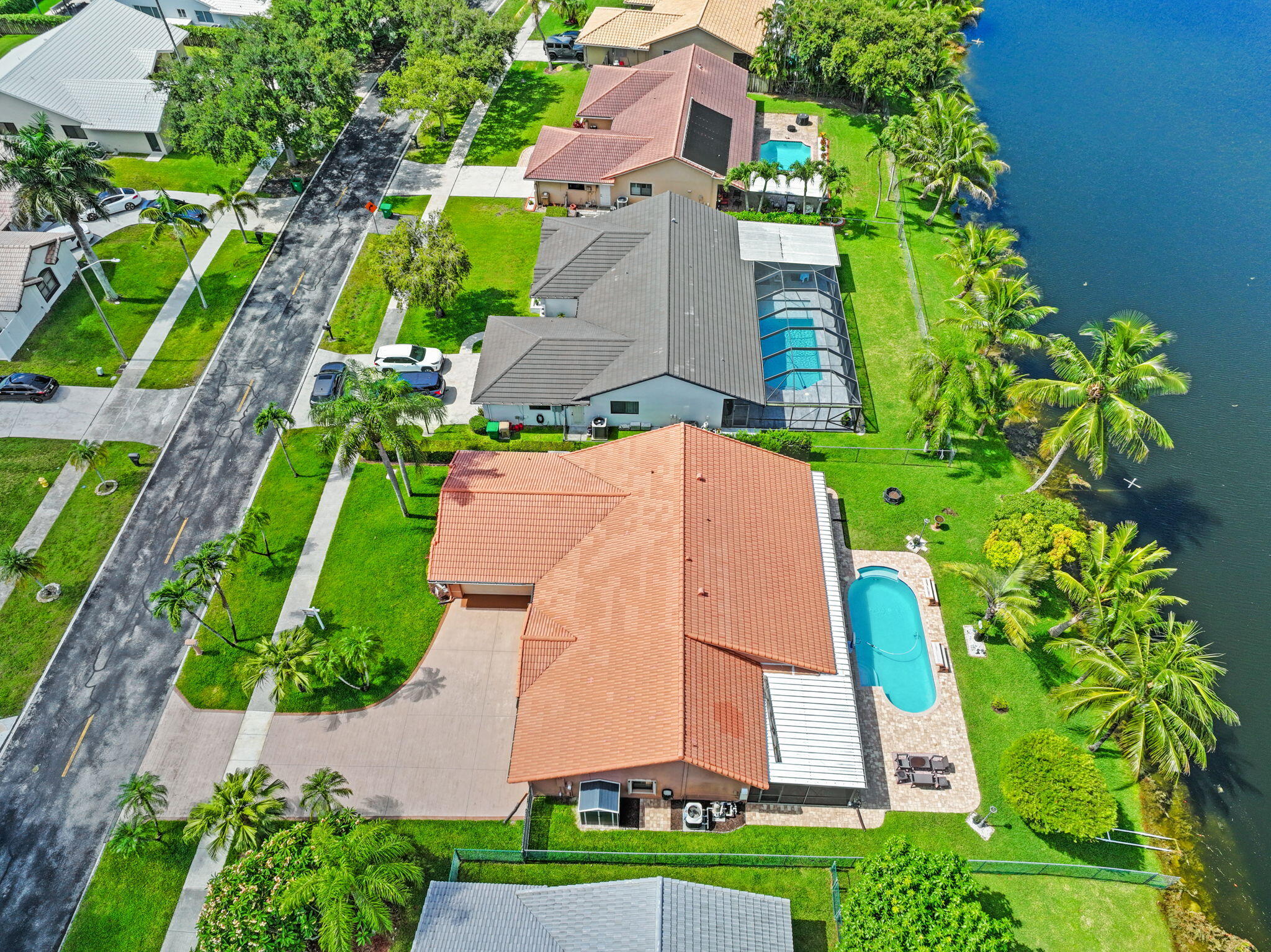HAWKES BLUFF - Residential