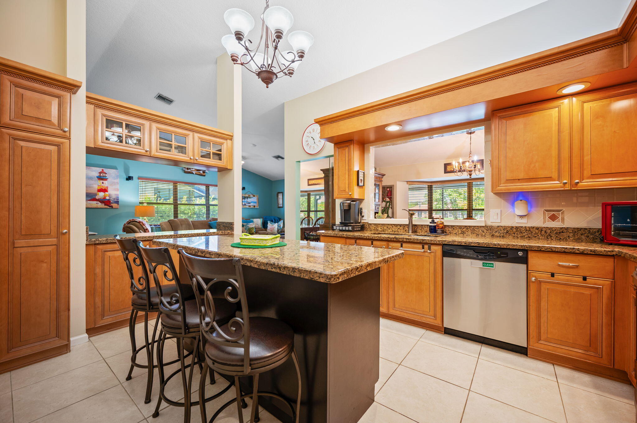 HAWKES BLUFF - Residential