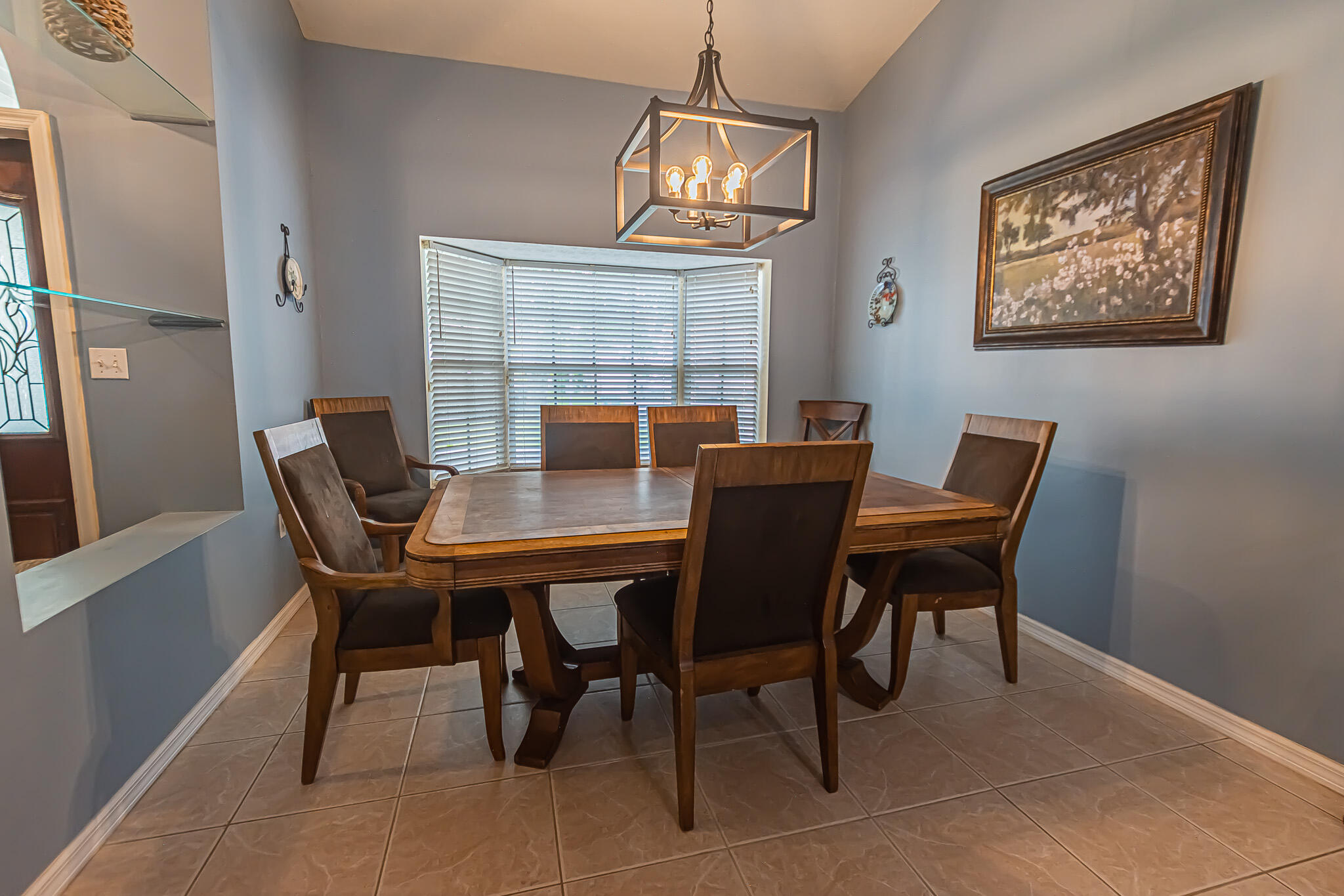 COUNTRY CLUB ESTATES - Residential