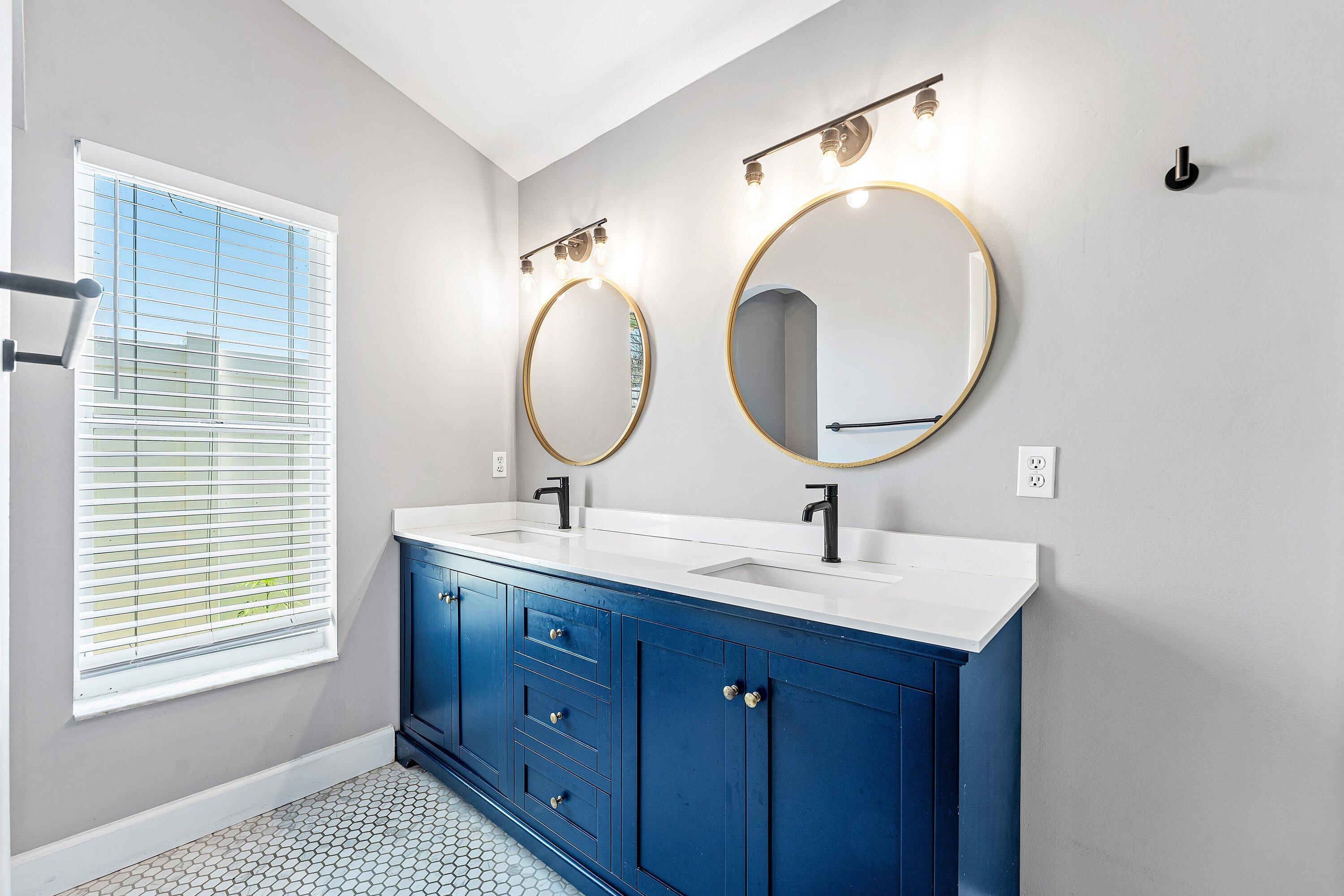 MEADOW LAKE - Residential