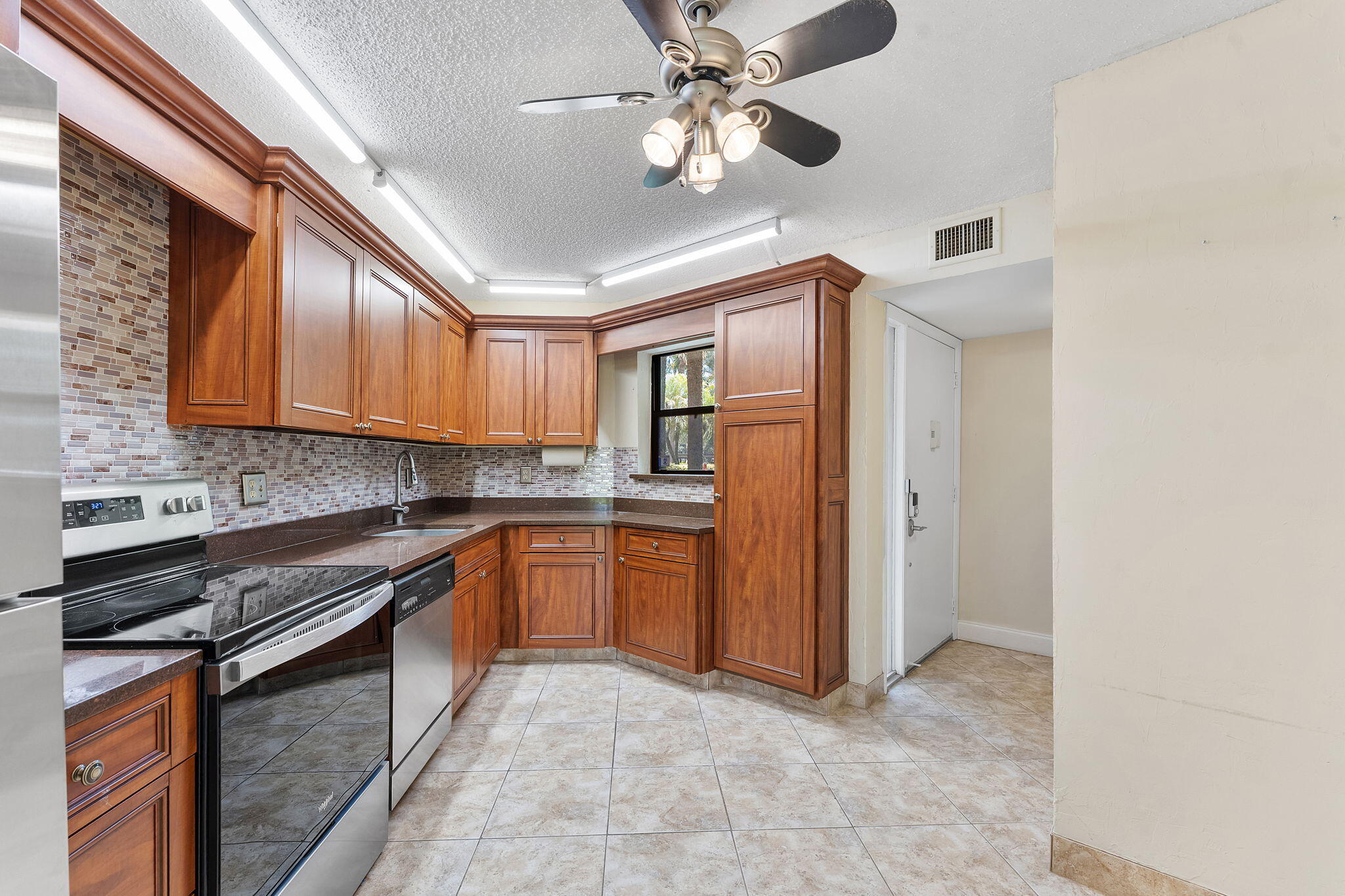 CAMINO REAL VILLAGE CONDO - Residential Lease