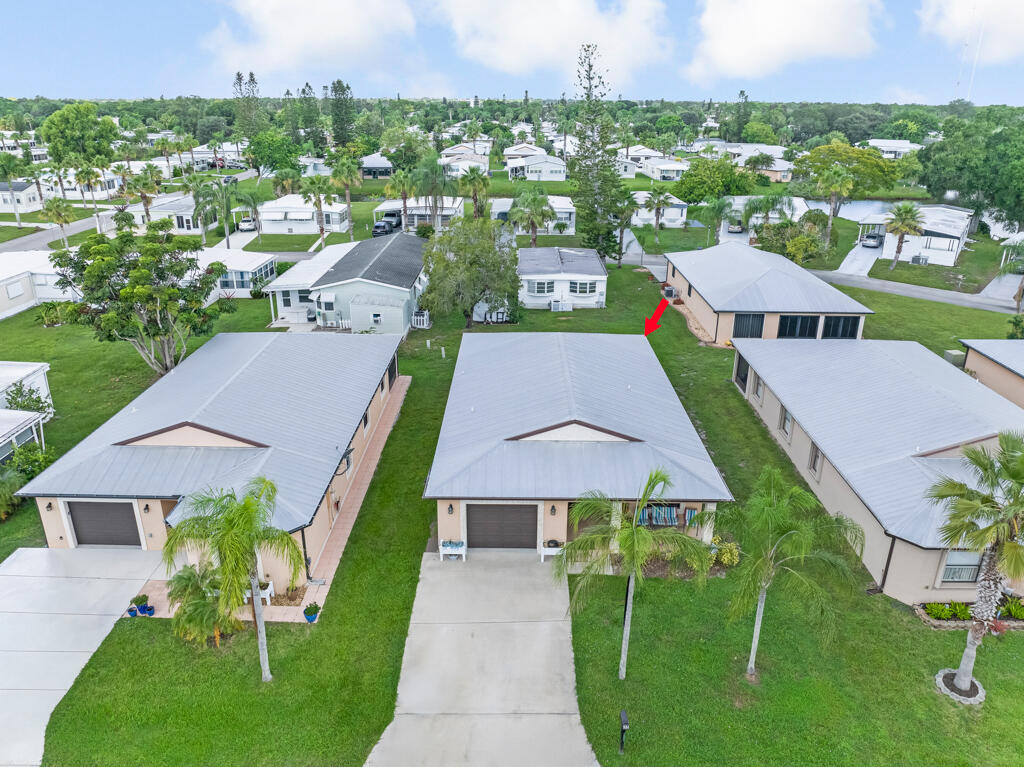 SPANISH LAKES ONE LEASEHOLD ESTATES - Residential