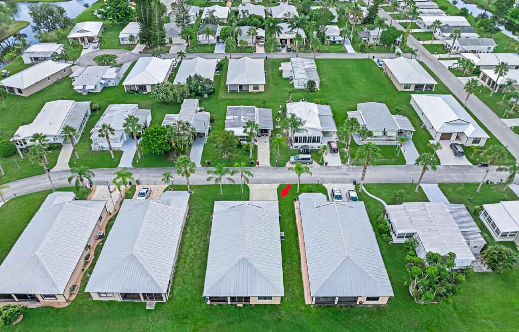 SPANISH LAKES ONE LEASEHOLD ESTATES - Residential