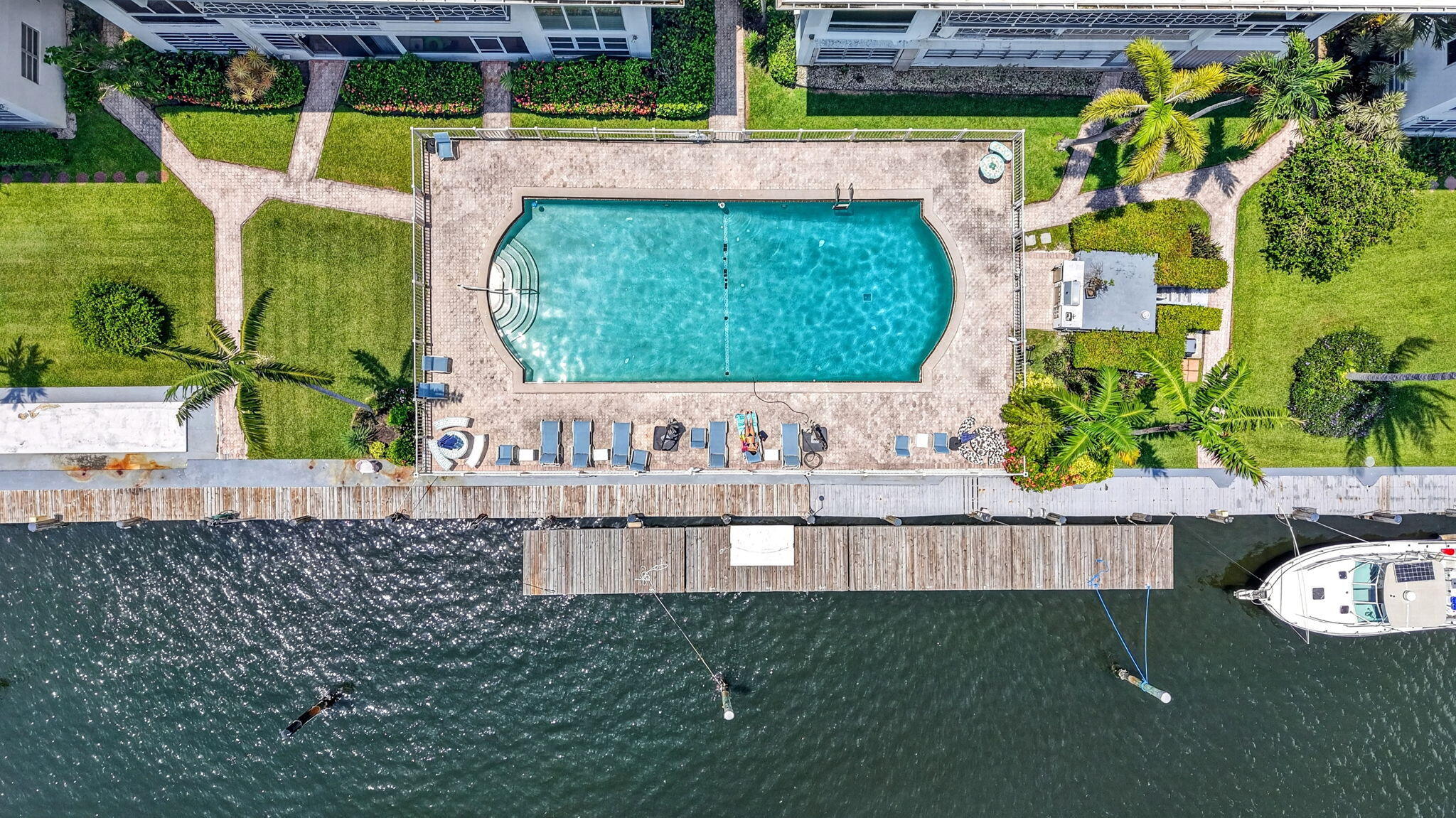 SUNRISE BAY CLUB CO-OP - Residential