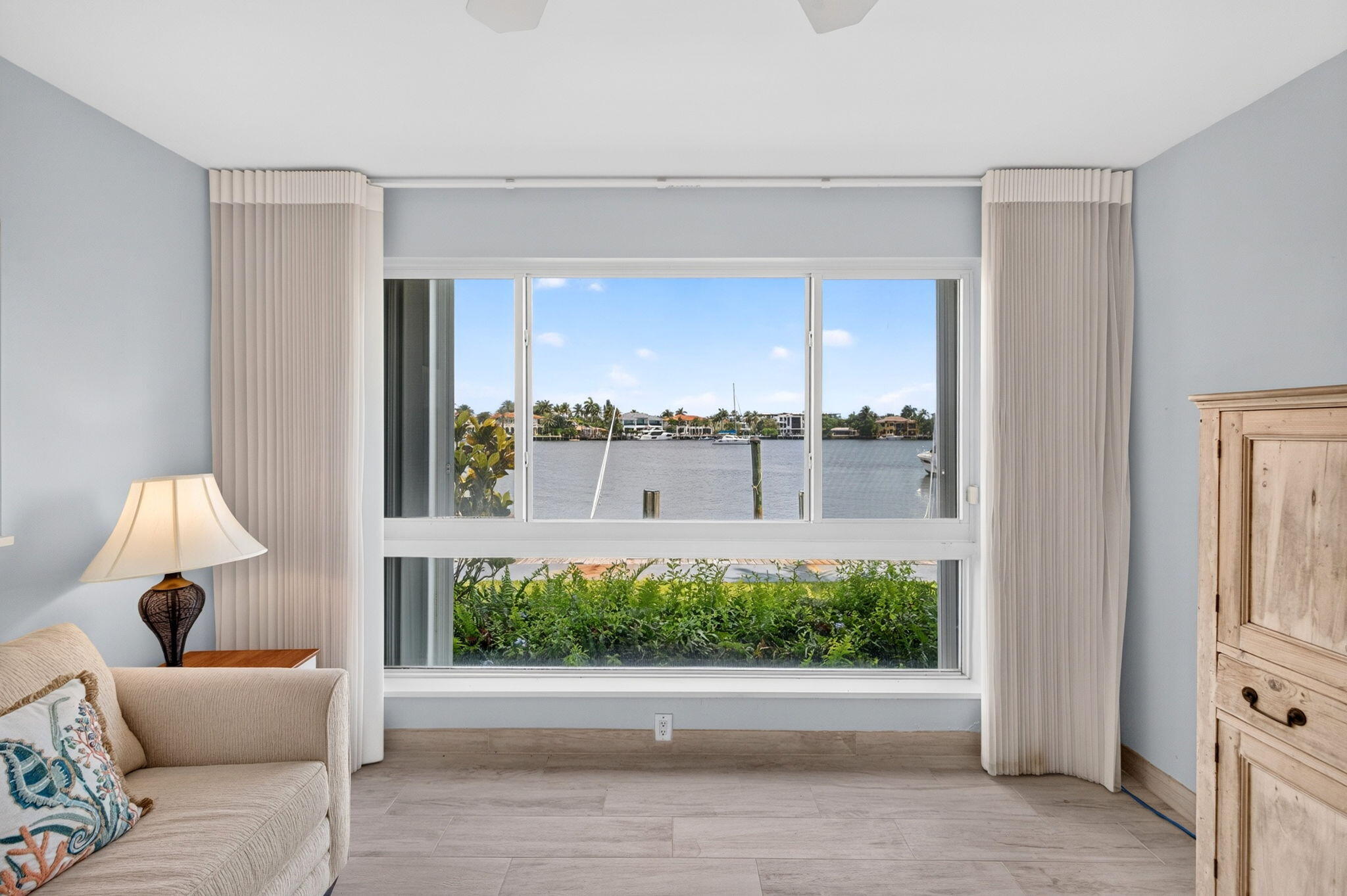 SUNRISE BAY CLUB CO-OP - Residential