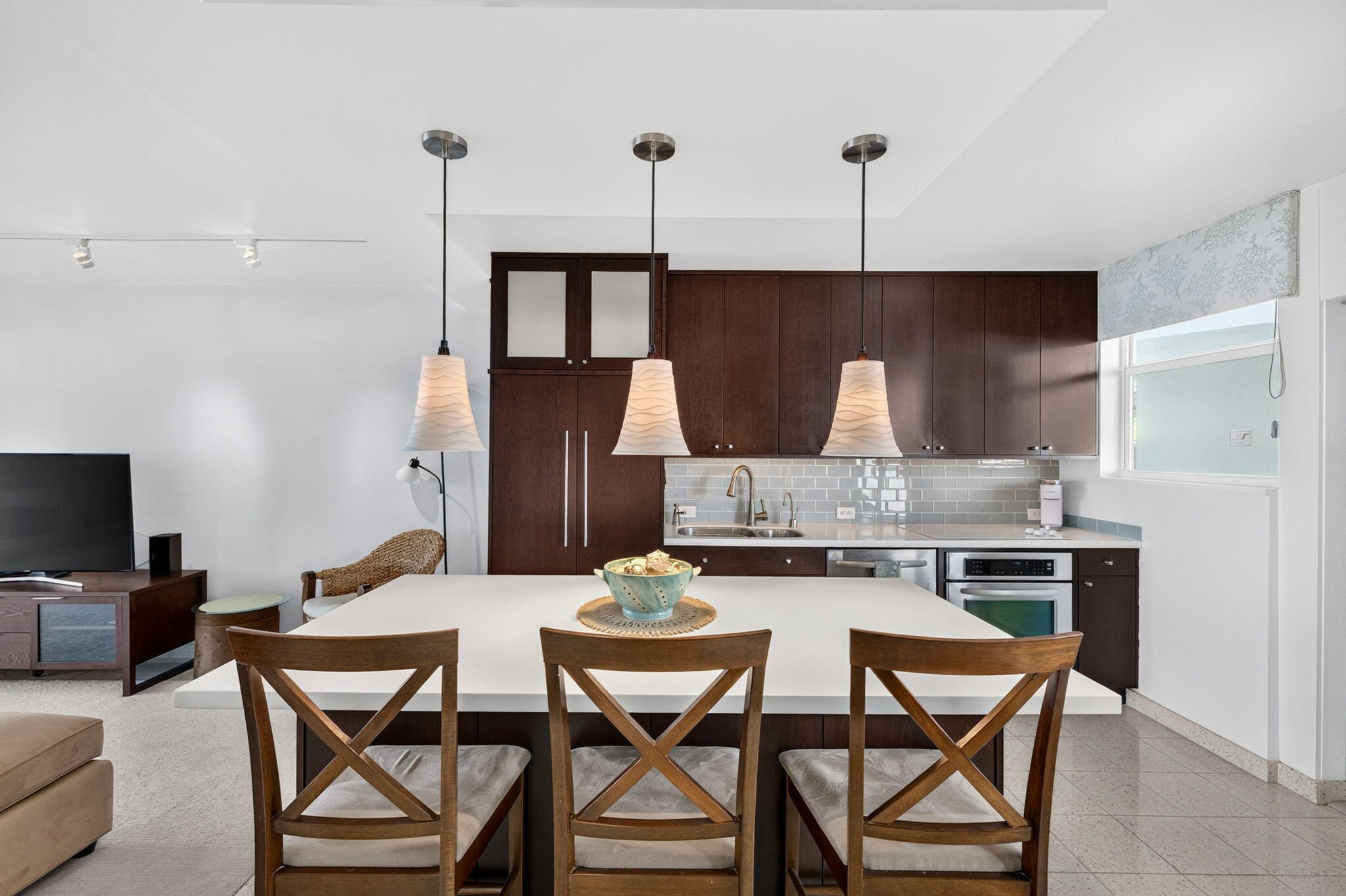 SUNRISE BAY CLUB CO-OP - Residential