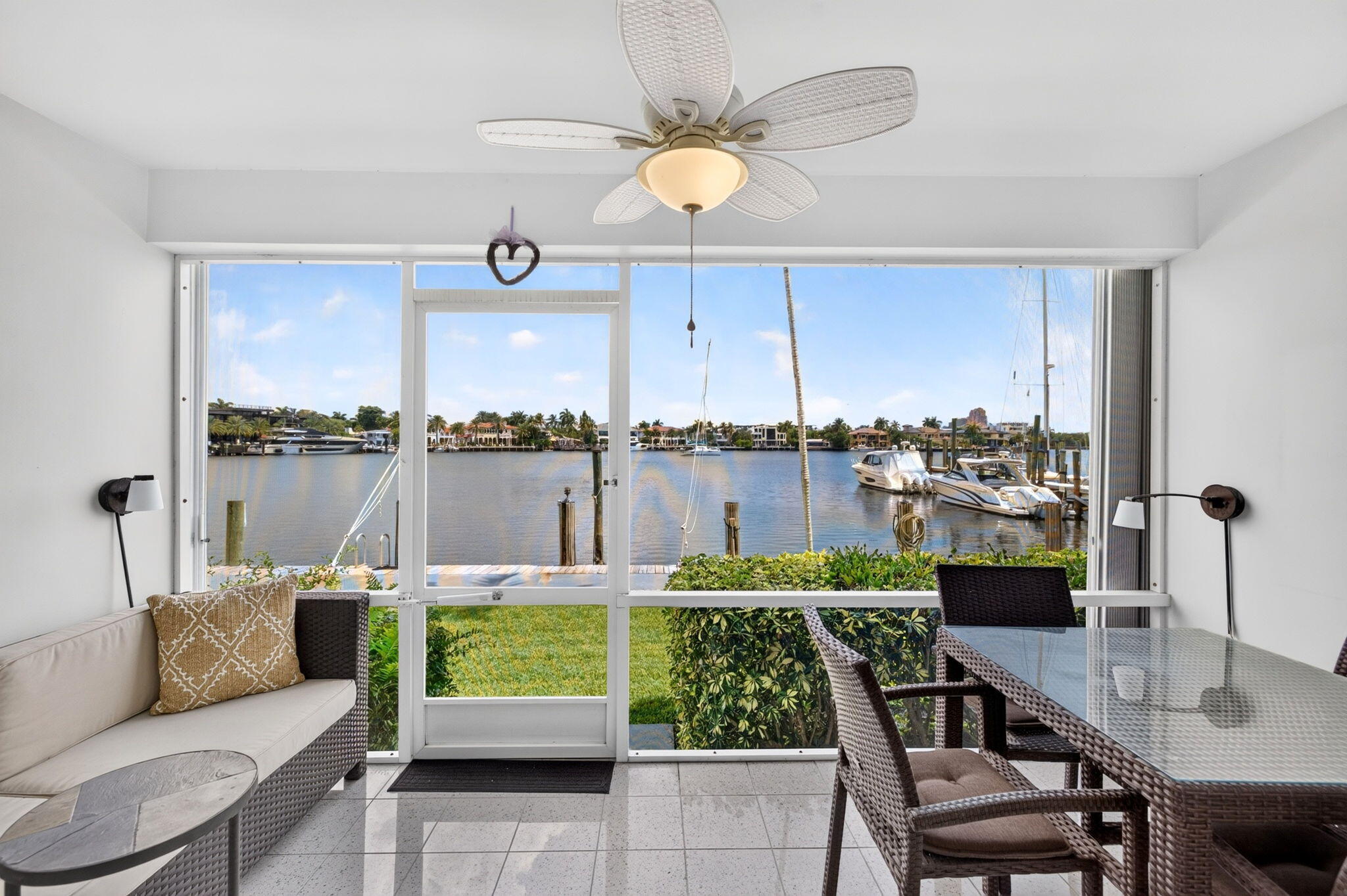 SUNRISE BAY CLUB CO-OP - Residential