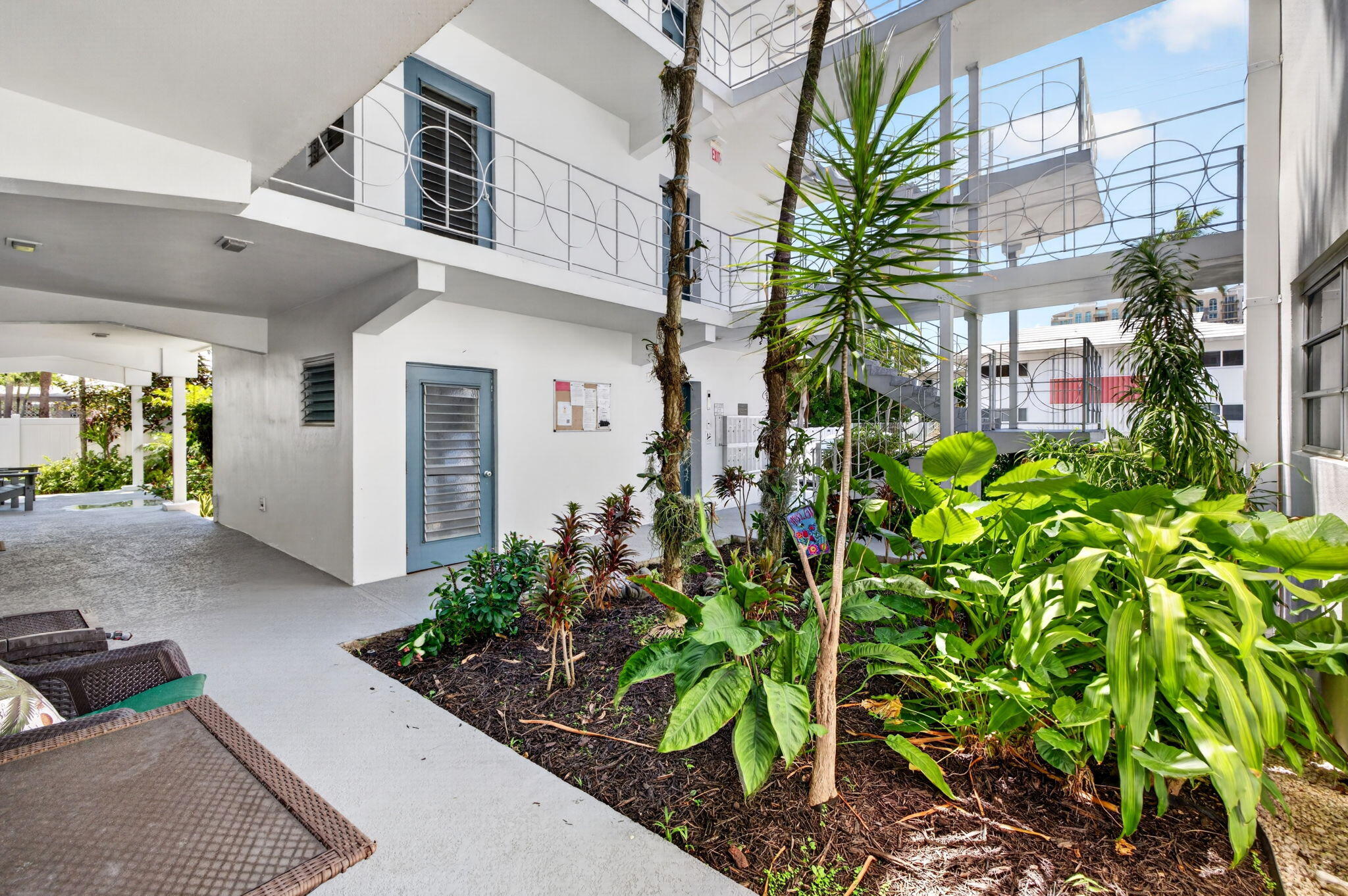 SUNRISE BAY CLUB CO-OP - Residential