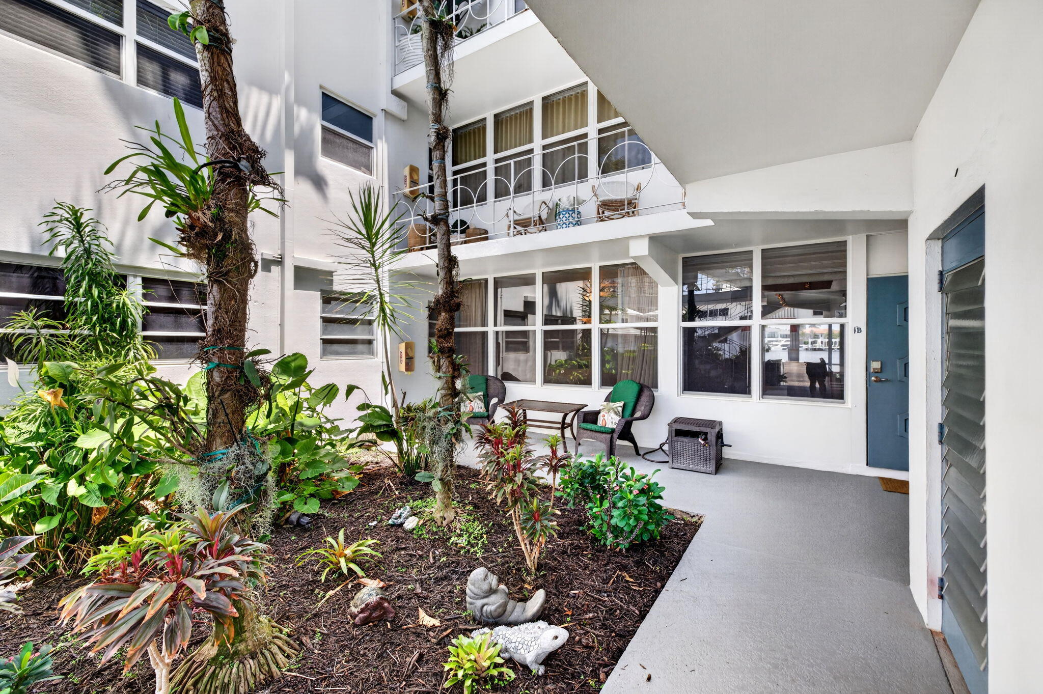 SUNRISE BAY CLUB CO-OP - Residential