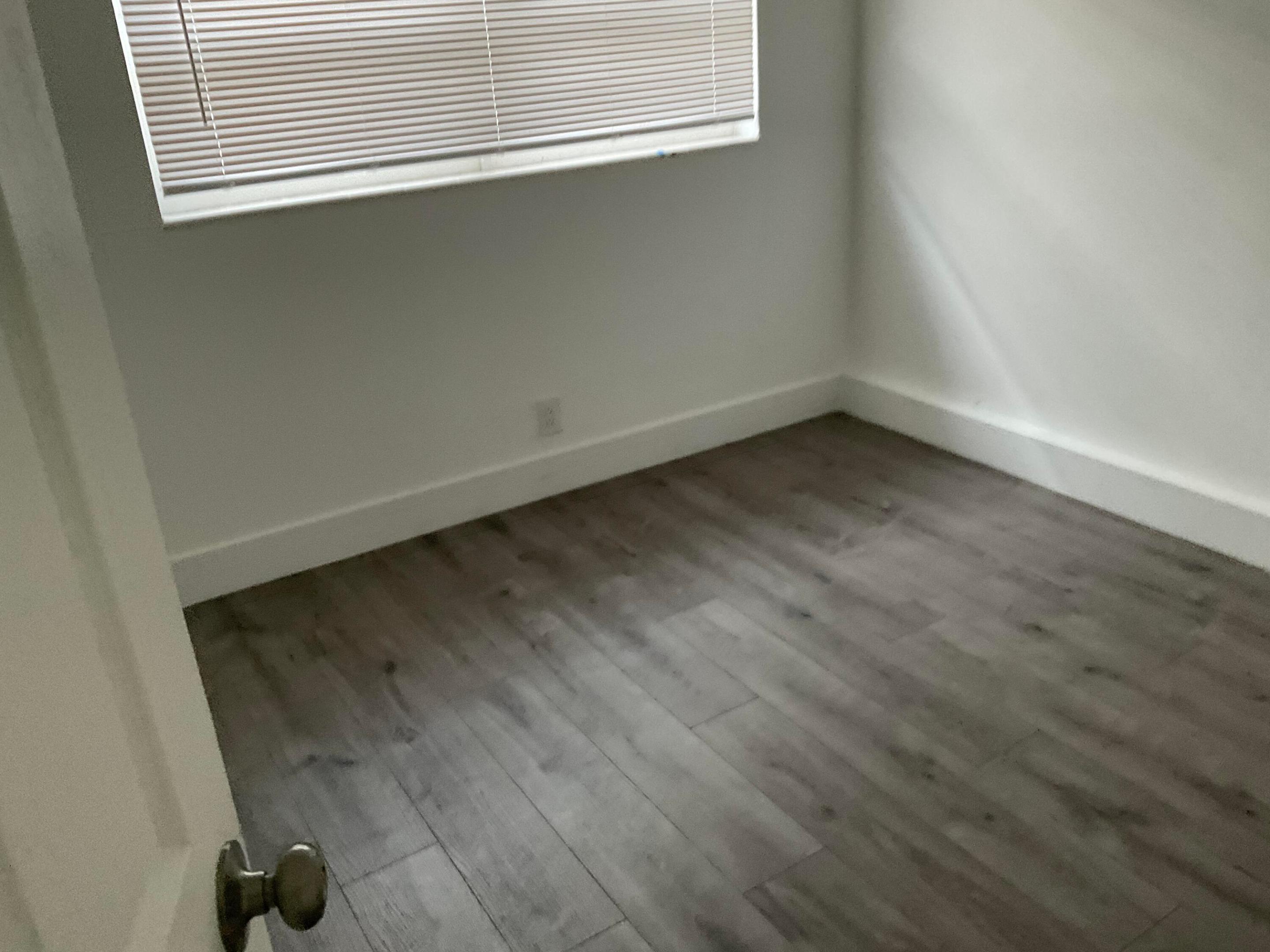 GRAMERCY PARK UNIT 1 - Residential Lease
