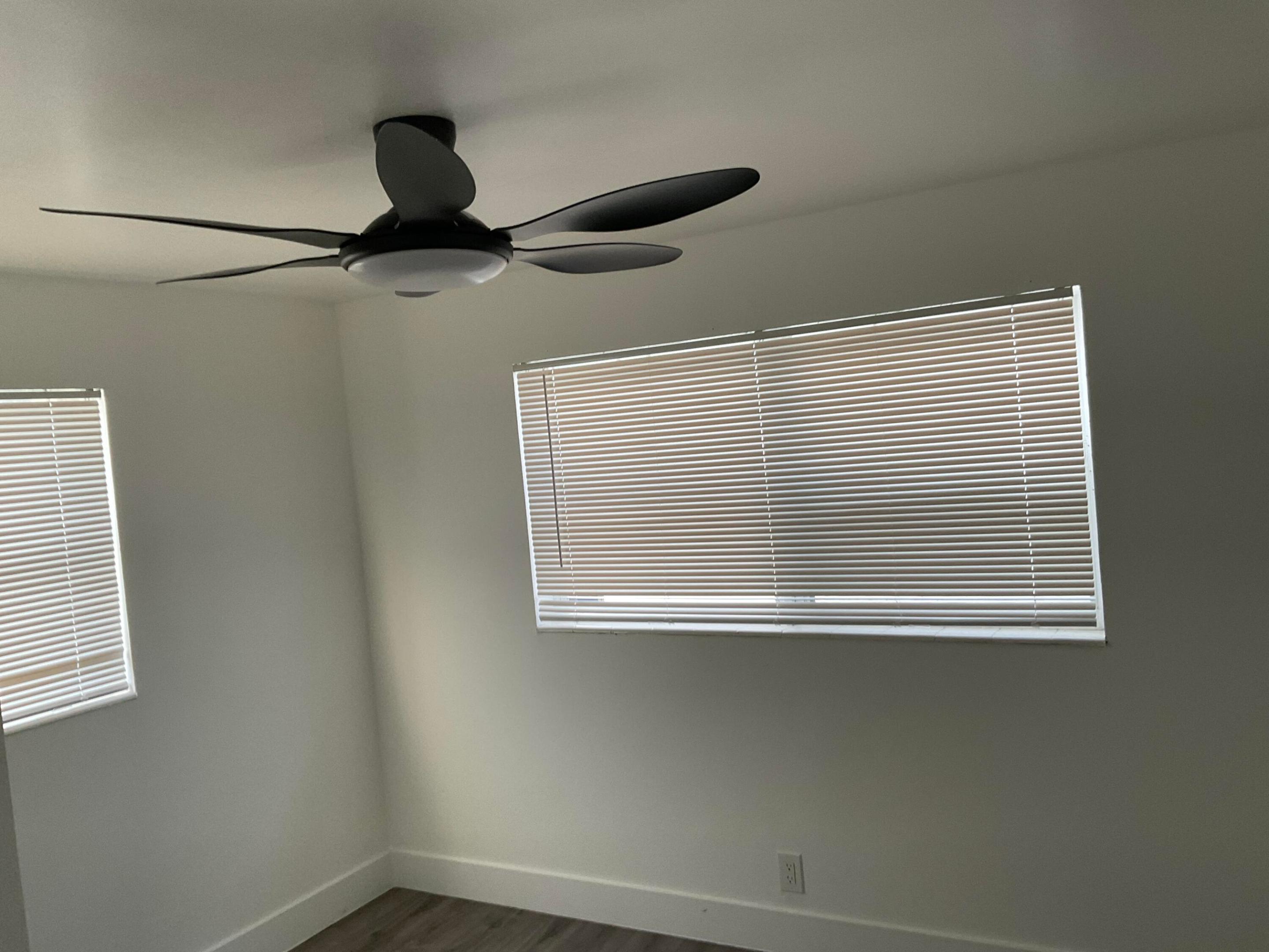 GRAMERCY PARK UNIT 1 - Residential Lease