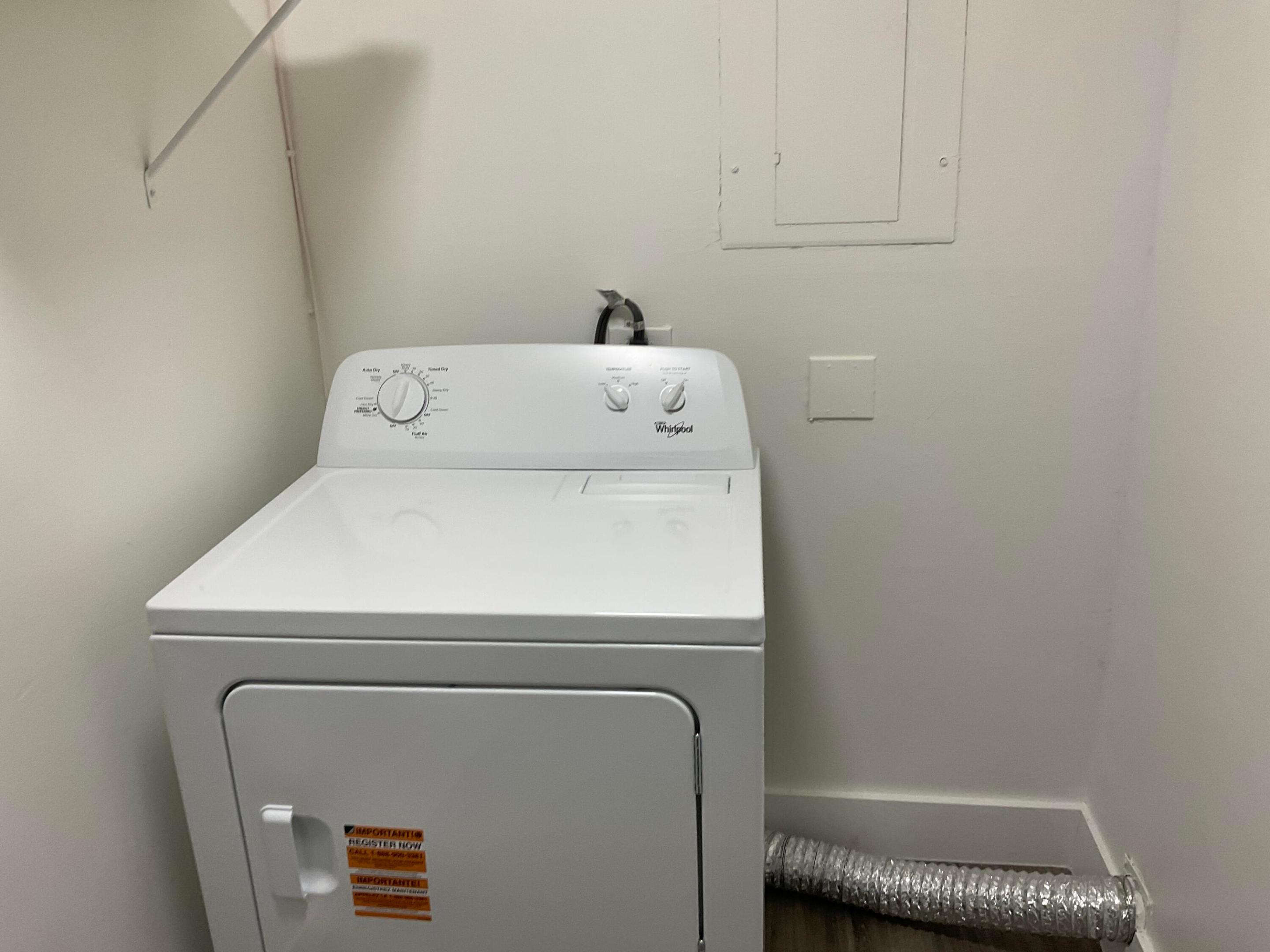 GRAMERCY PARK UNIT 1 - Residential Lease