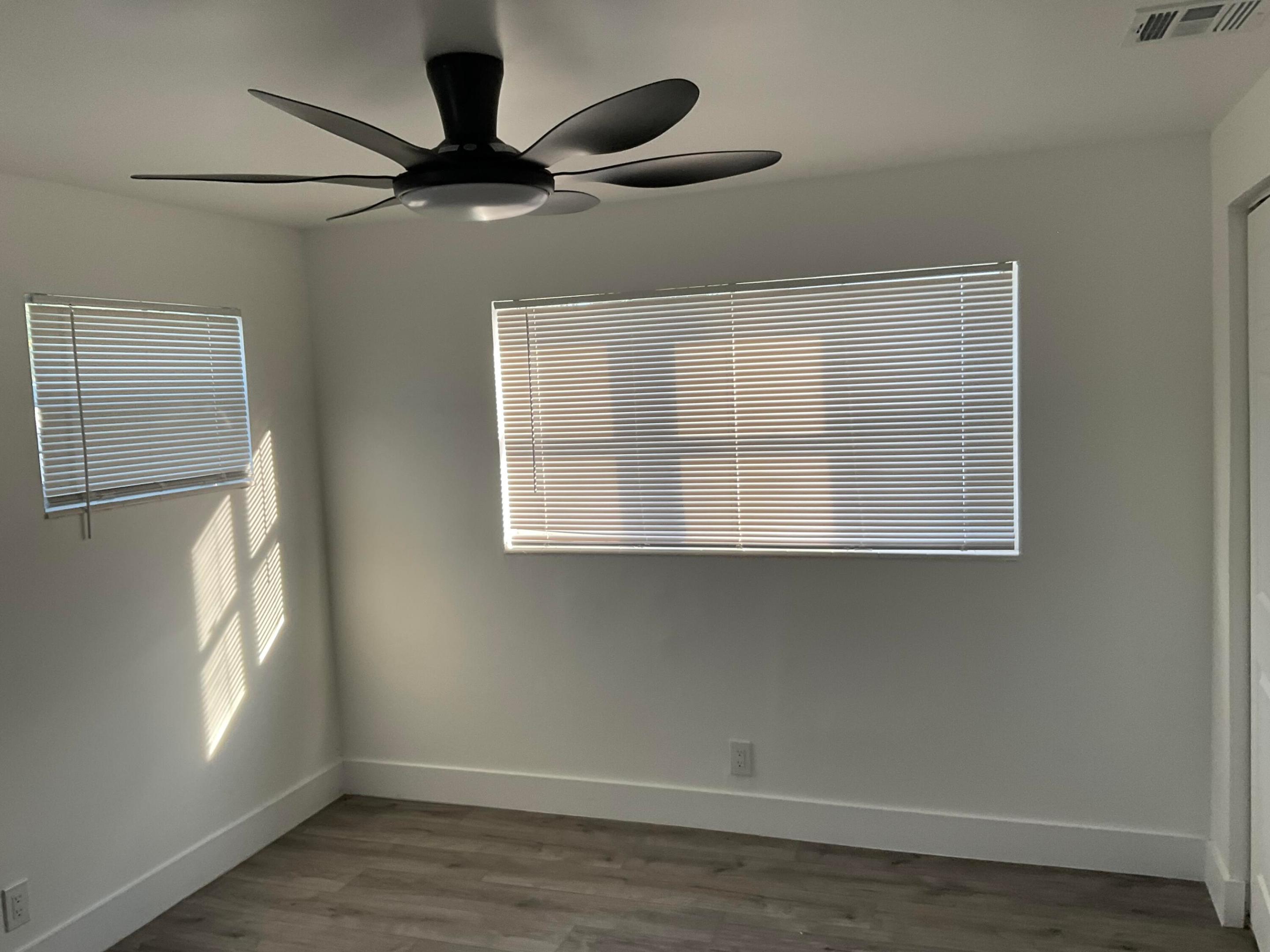 GRAMERCY PARK UNIT 1 - Residential Lease
