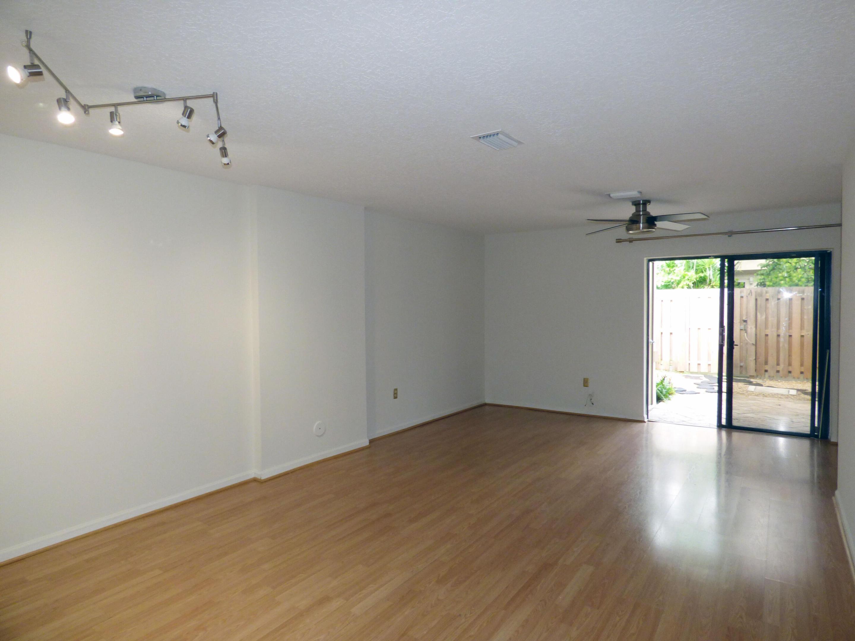 City View Townhomes - Residential Lease