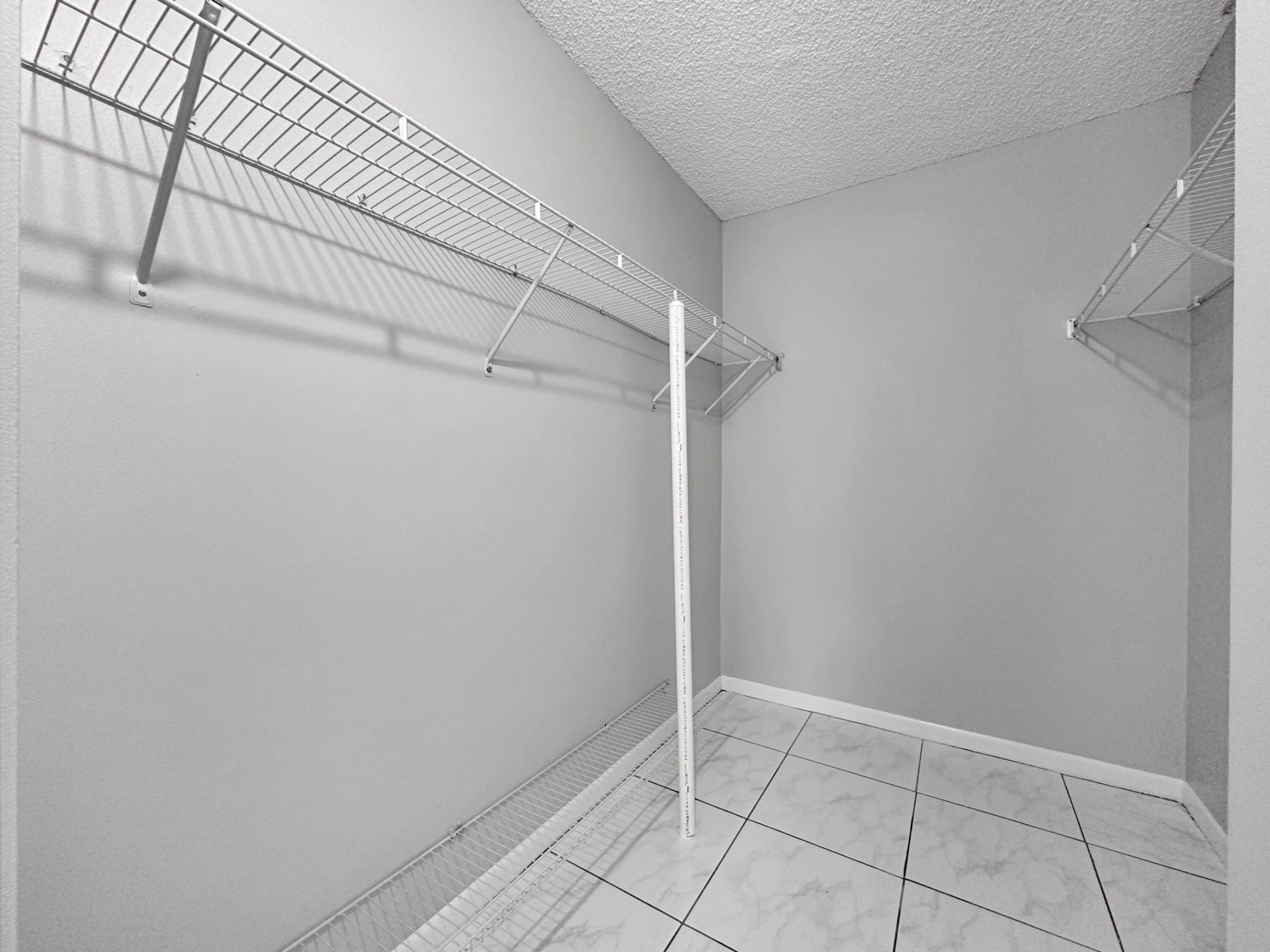 PINE RIDGE NORTH VILLAGE III CONDO - Residential Lease