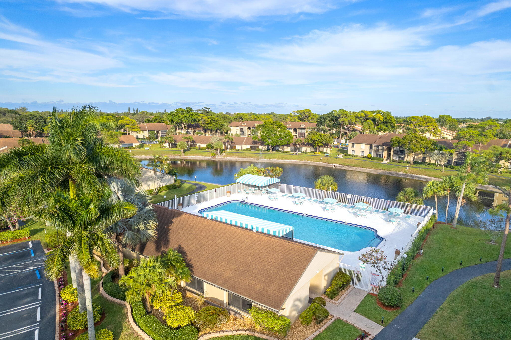 PINE RIDGE NORTH VILLAGE III CONDO - Residential Lease