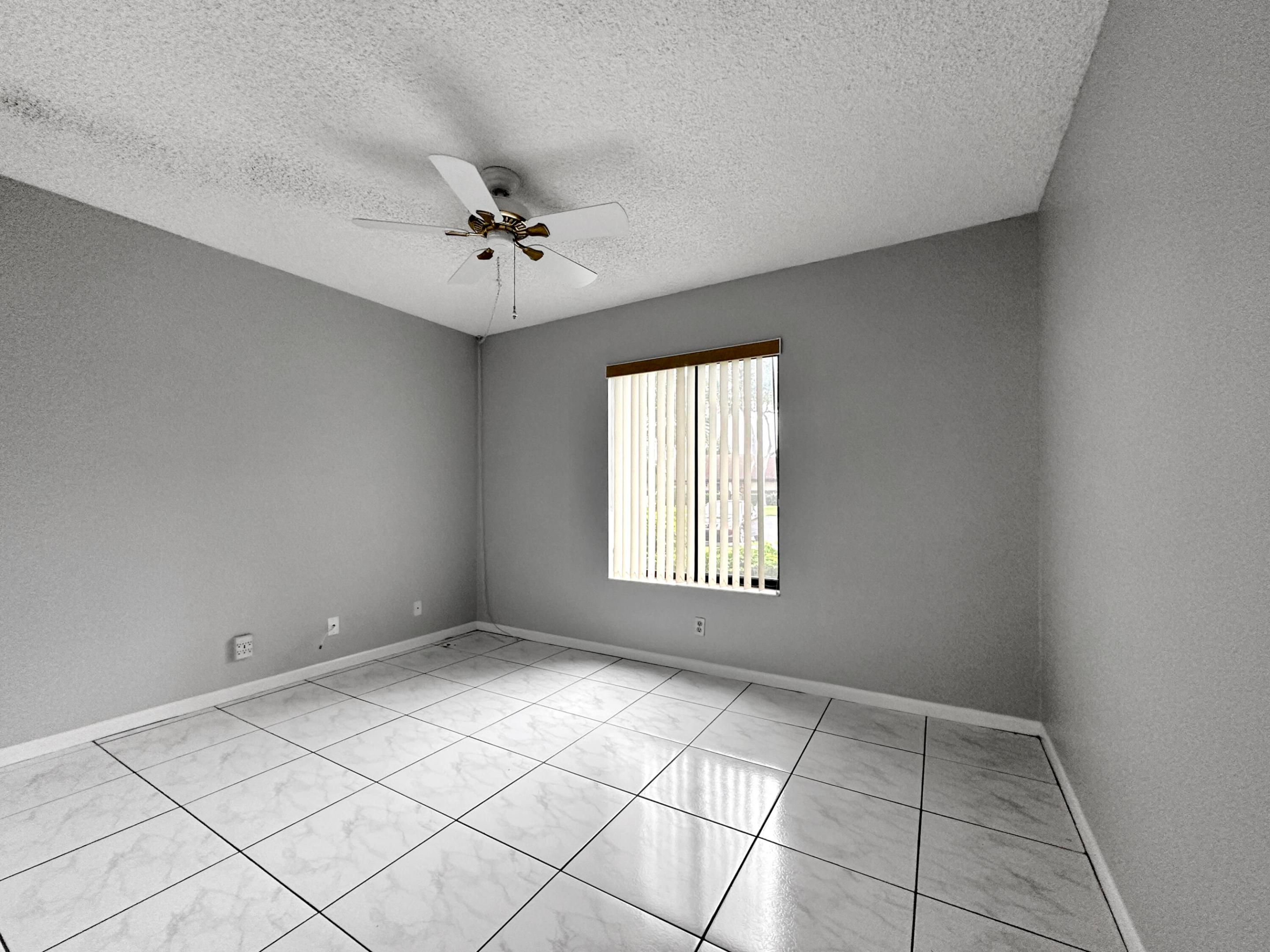 PINE RIDGE NORTH VILLAGE III CONDO - Residential Lease