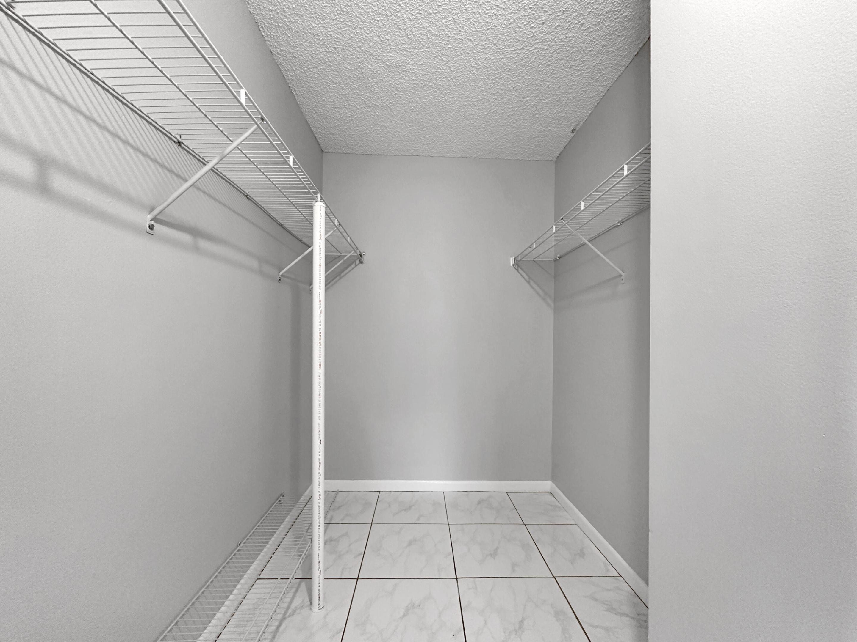 PINE RIDGE NORTH VILLAGE III CONDO - Residential Lease