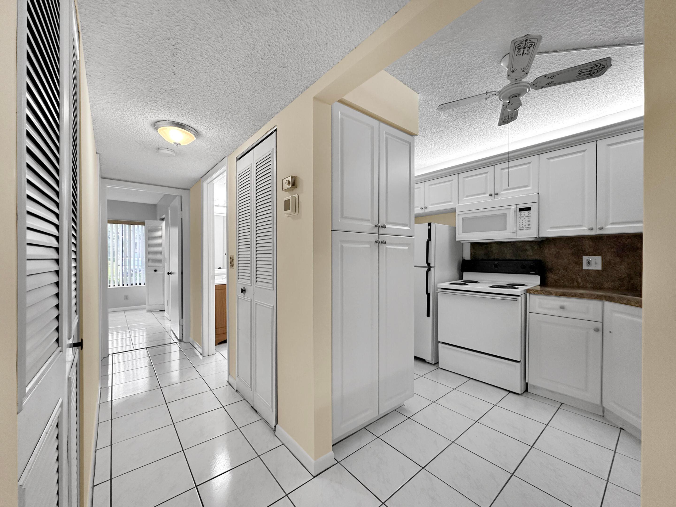 PINE RIDGE NORTH VILLAGE III CONDO - Residential Lease