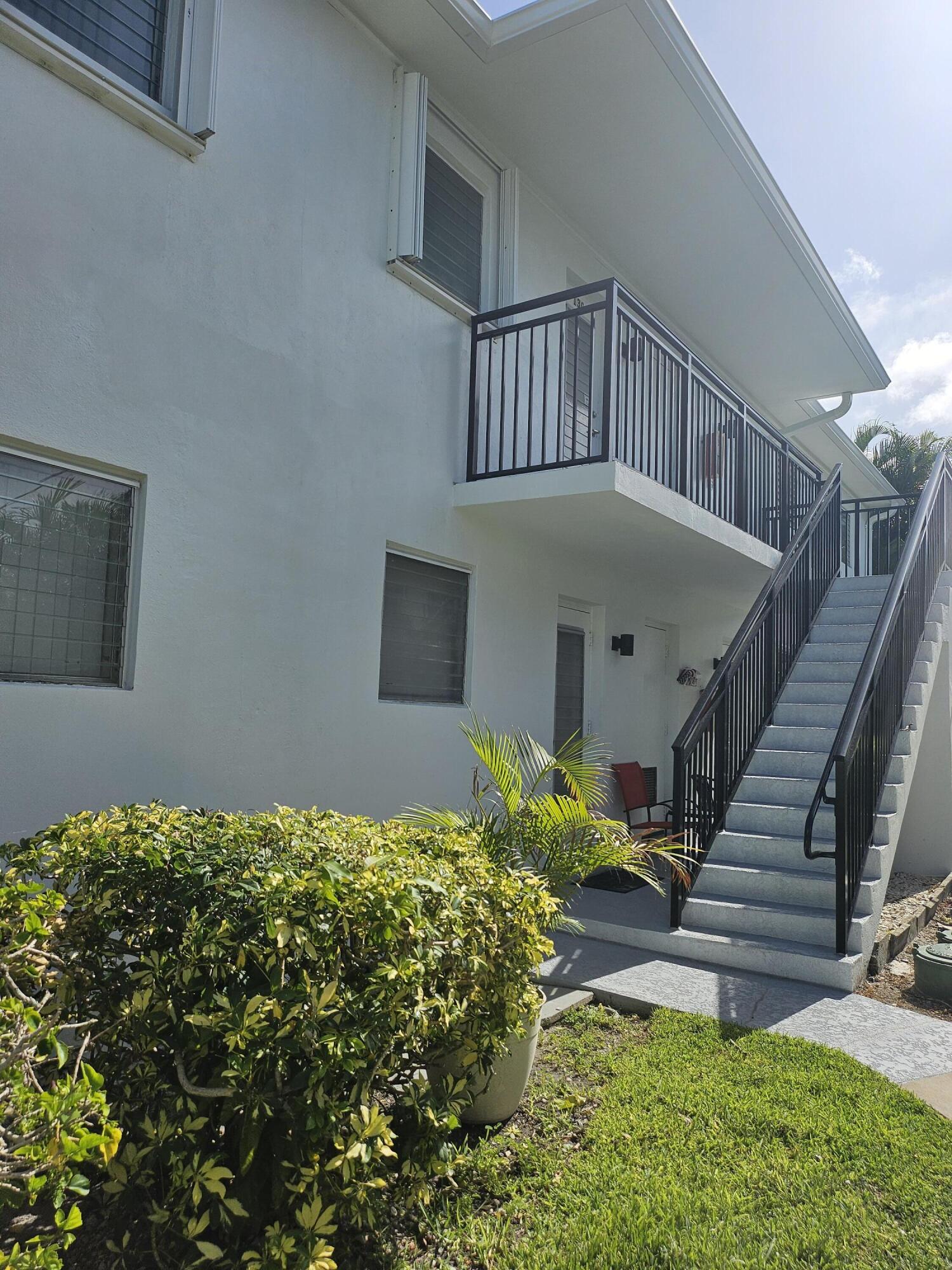 CLIFF LAKE VILLAS CO-OP - Residential