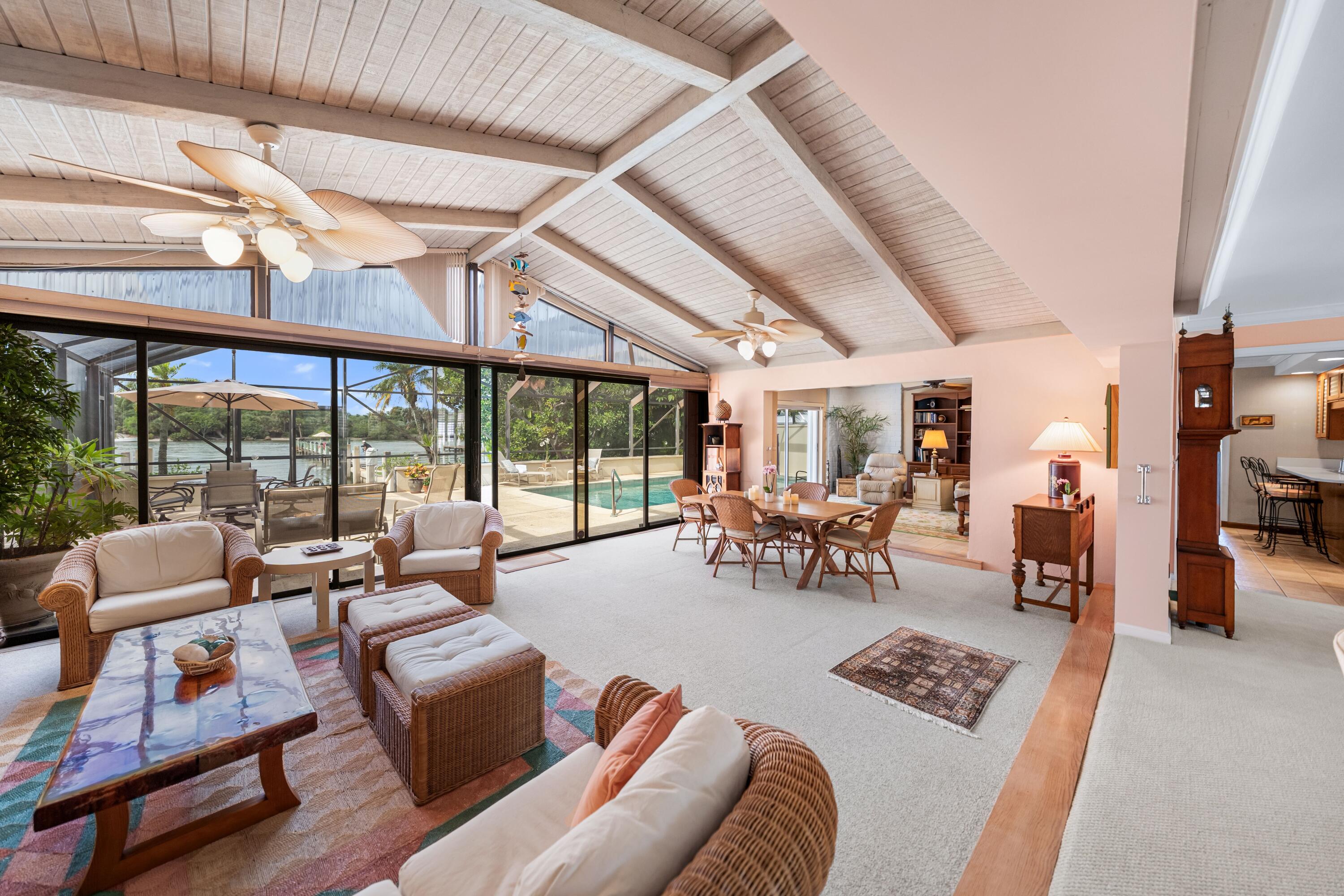 JUPITER INLET BEACH COLONY - Residential