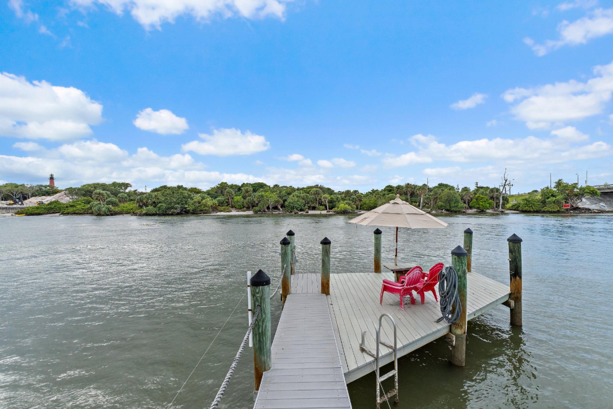 JUPITER INLET BEACH COLONY - Residential