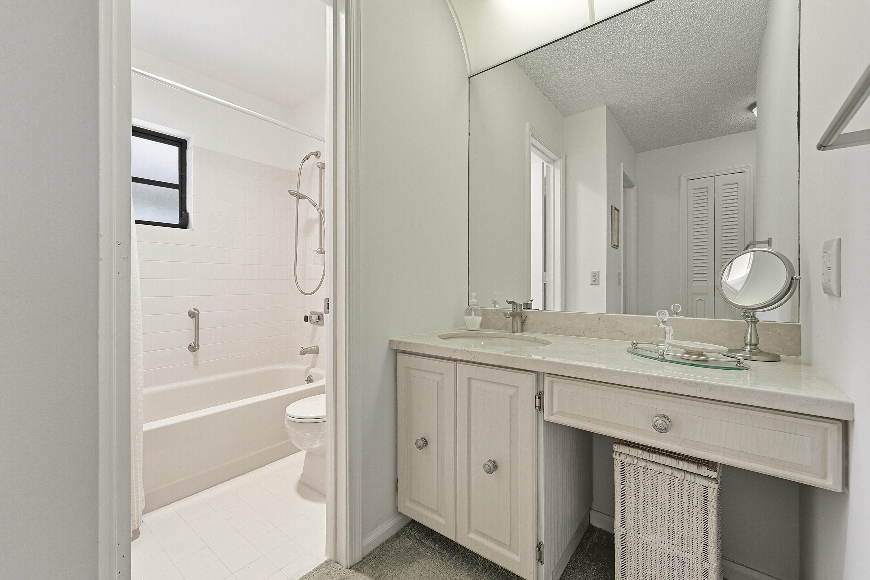 GREENTREE VILLAS CONDO - Residential