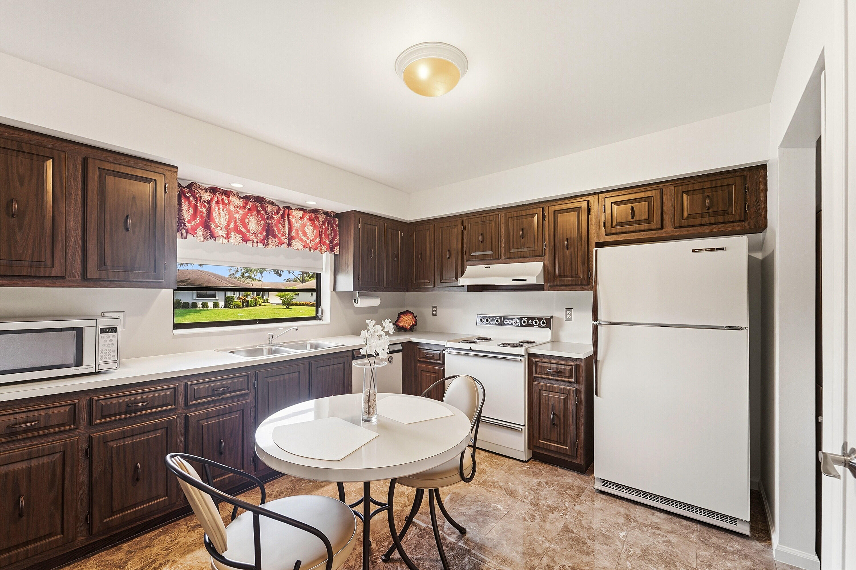 GREENTREE VILLAS CONDO - Residential