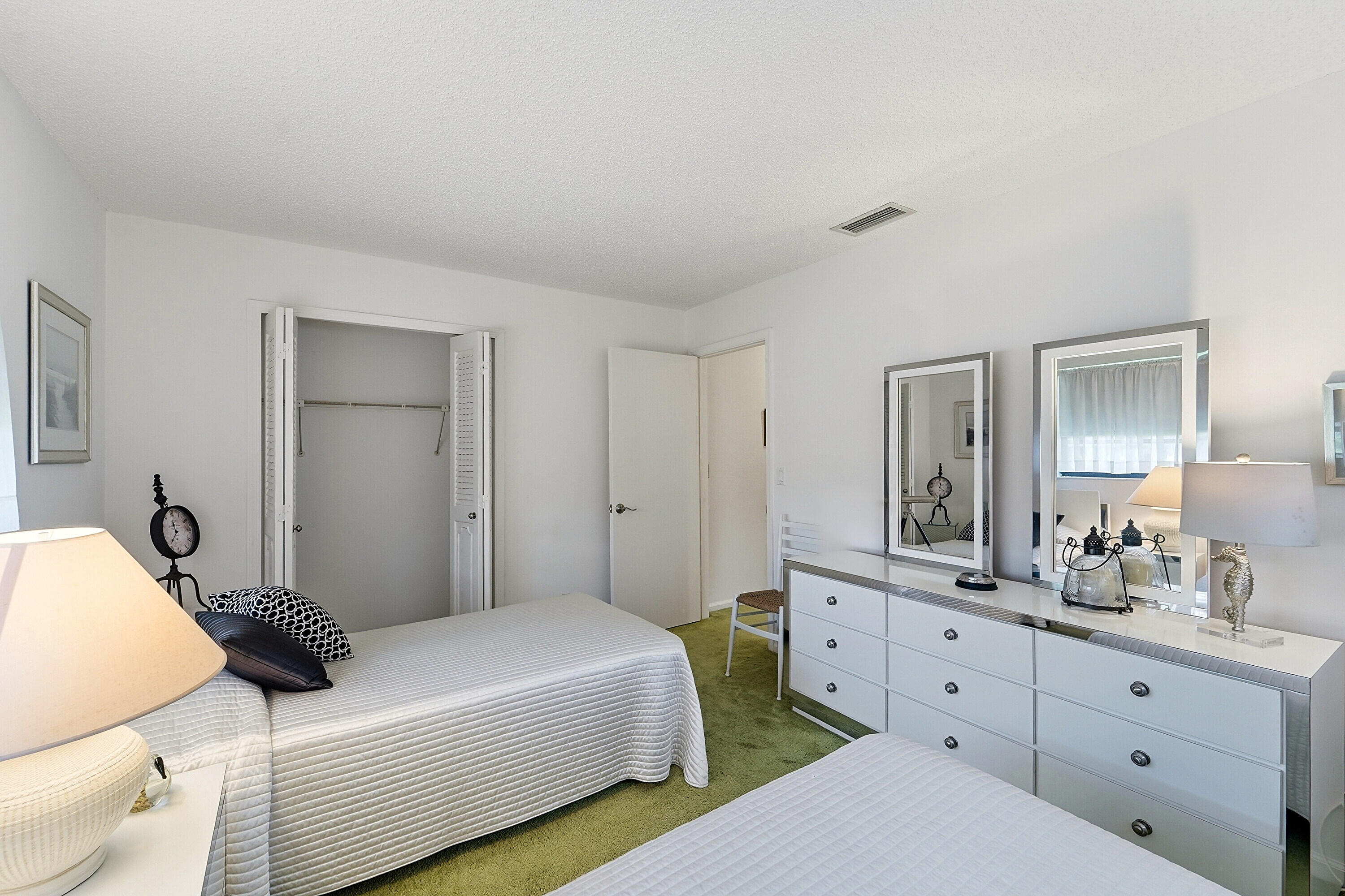 GREENTREE VILLAS CONDO - Residential